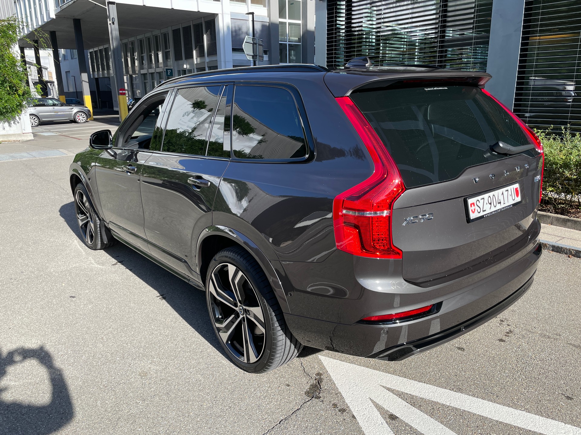 VOLVO XC90 B5 Diesel Mild Hybrid AWD Ultimate Dark Geartronic, 7-Sitzer, Vollausstattun-showroom-element-2