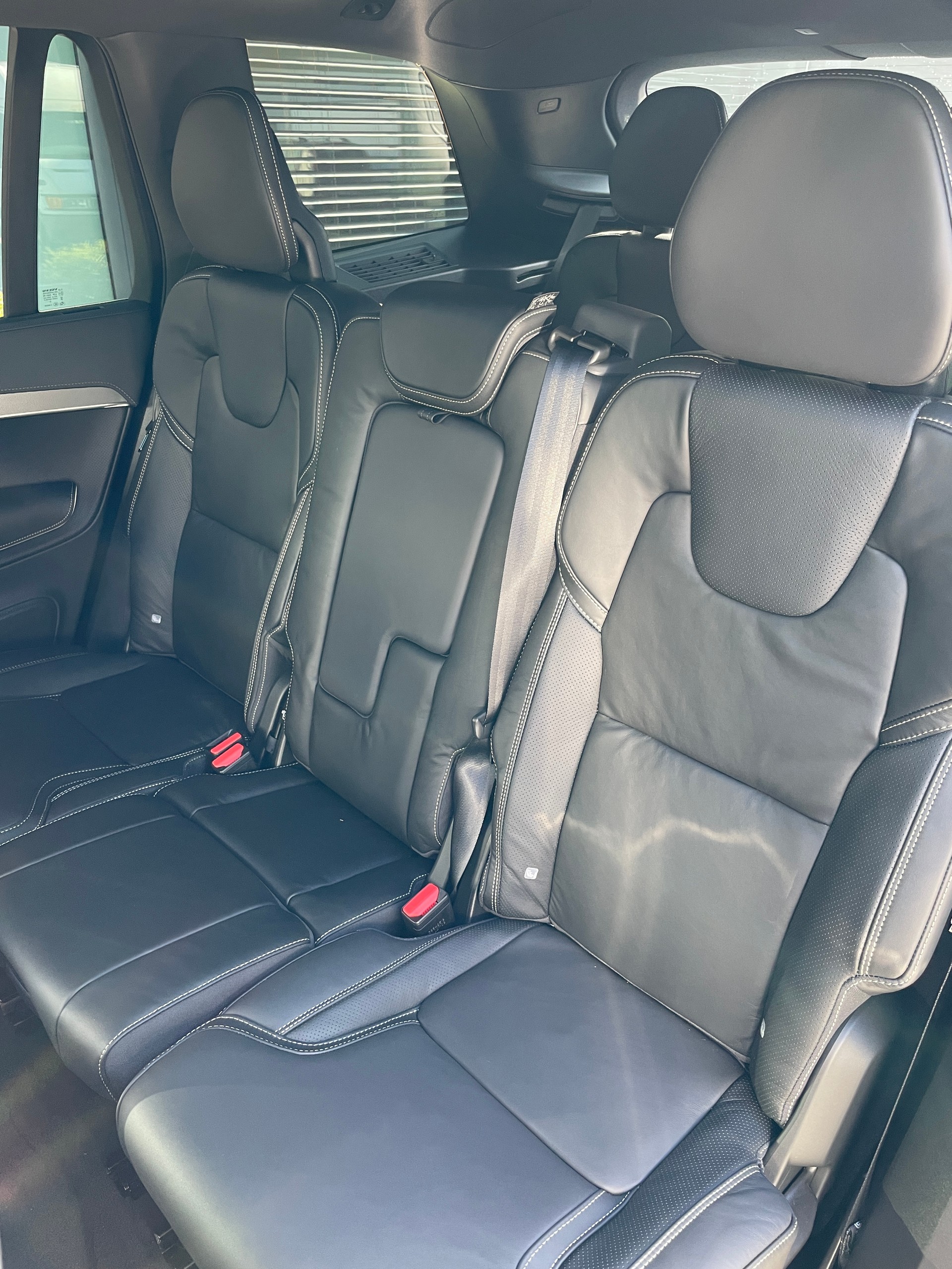 VOLVO XC90 B5 Diesel Mild Hybrid AWD Ultimate Dark Geartronic, 7-Sitzer, Vollausstattun-image-15