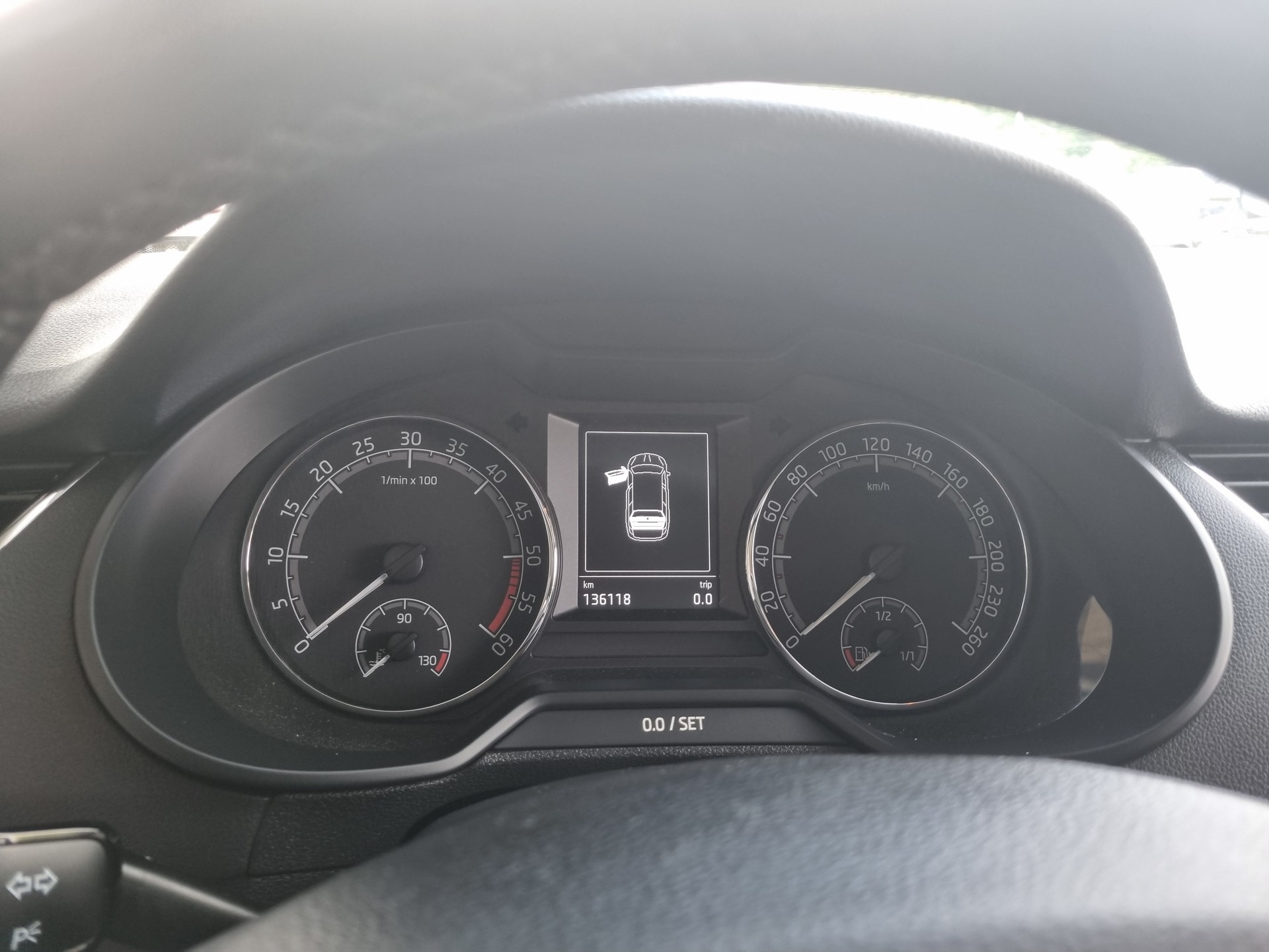 SKODA Octavia Combi 2.0 TDI Ambition 4x4 DSG-image-10