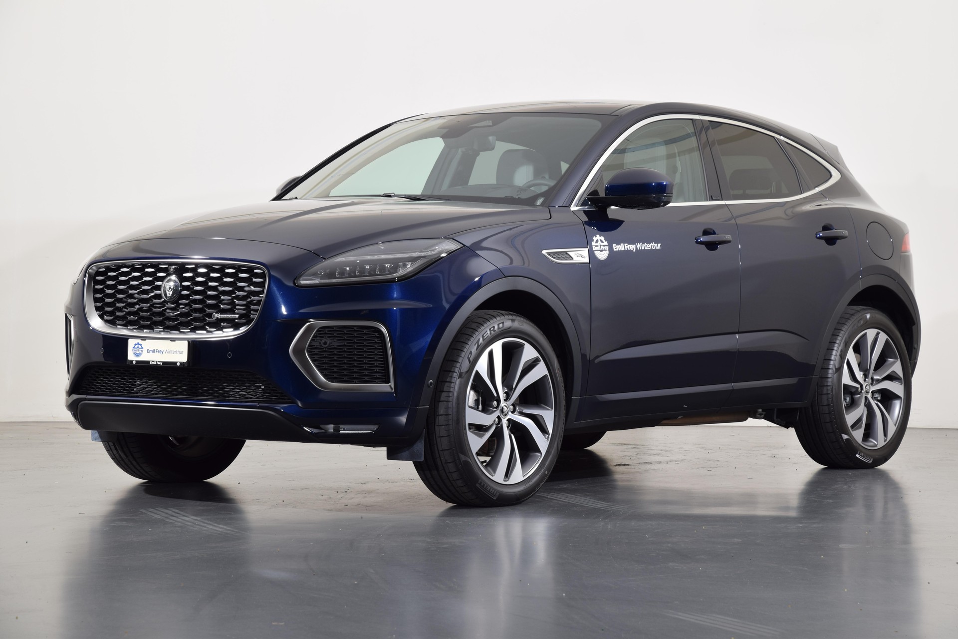 JAGUAR E-Pace 1.5 T 270e R-Dynamic HSE AWD-image-14
