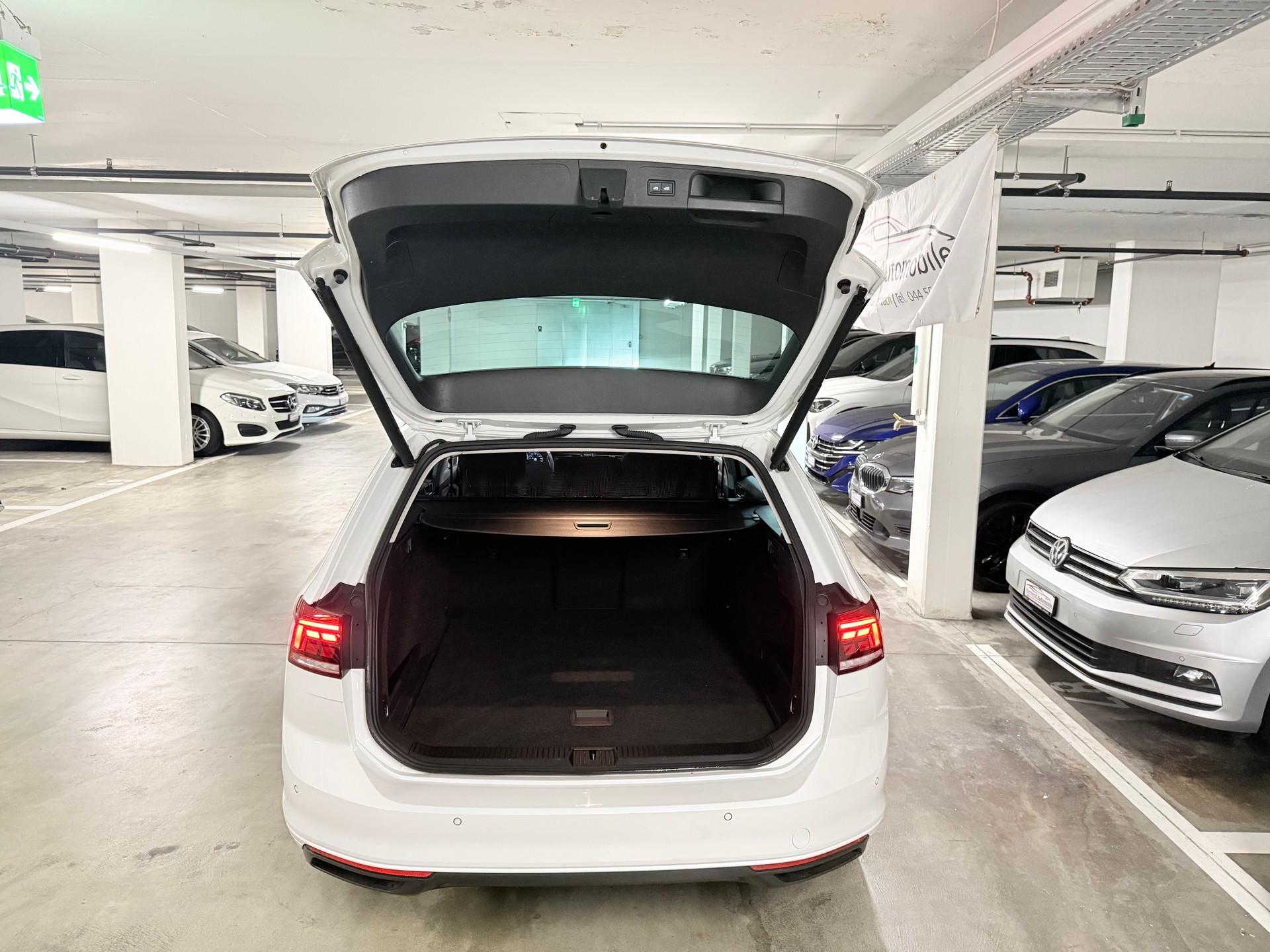 VW Passat 2.0 TDI BMT Business DSG Head-up, Virtual Cockpit-image-5