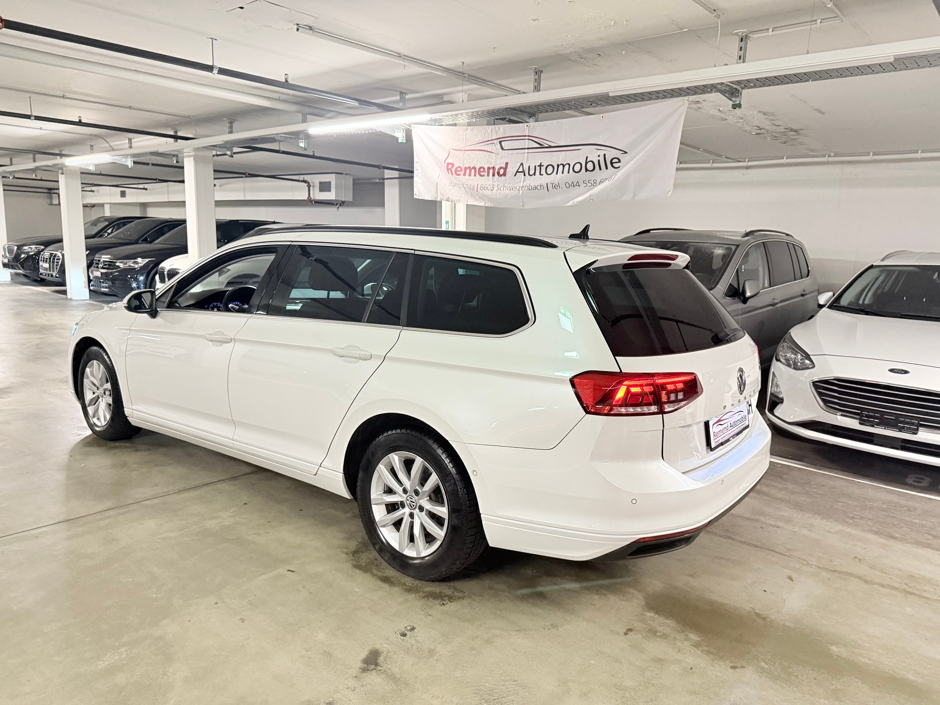 VW Passat 2.0 TDI BMT Business DSG Head-up, Virtual Cockpit-image-3