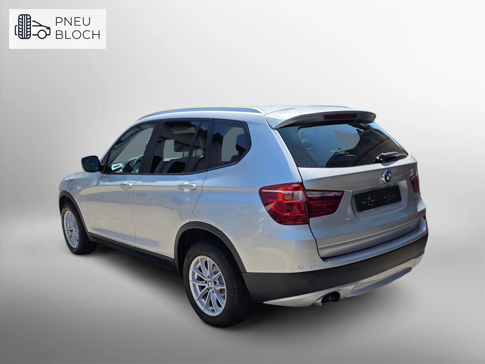 BMW X3 xDrive 28i Steptronic-showroom-element-2