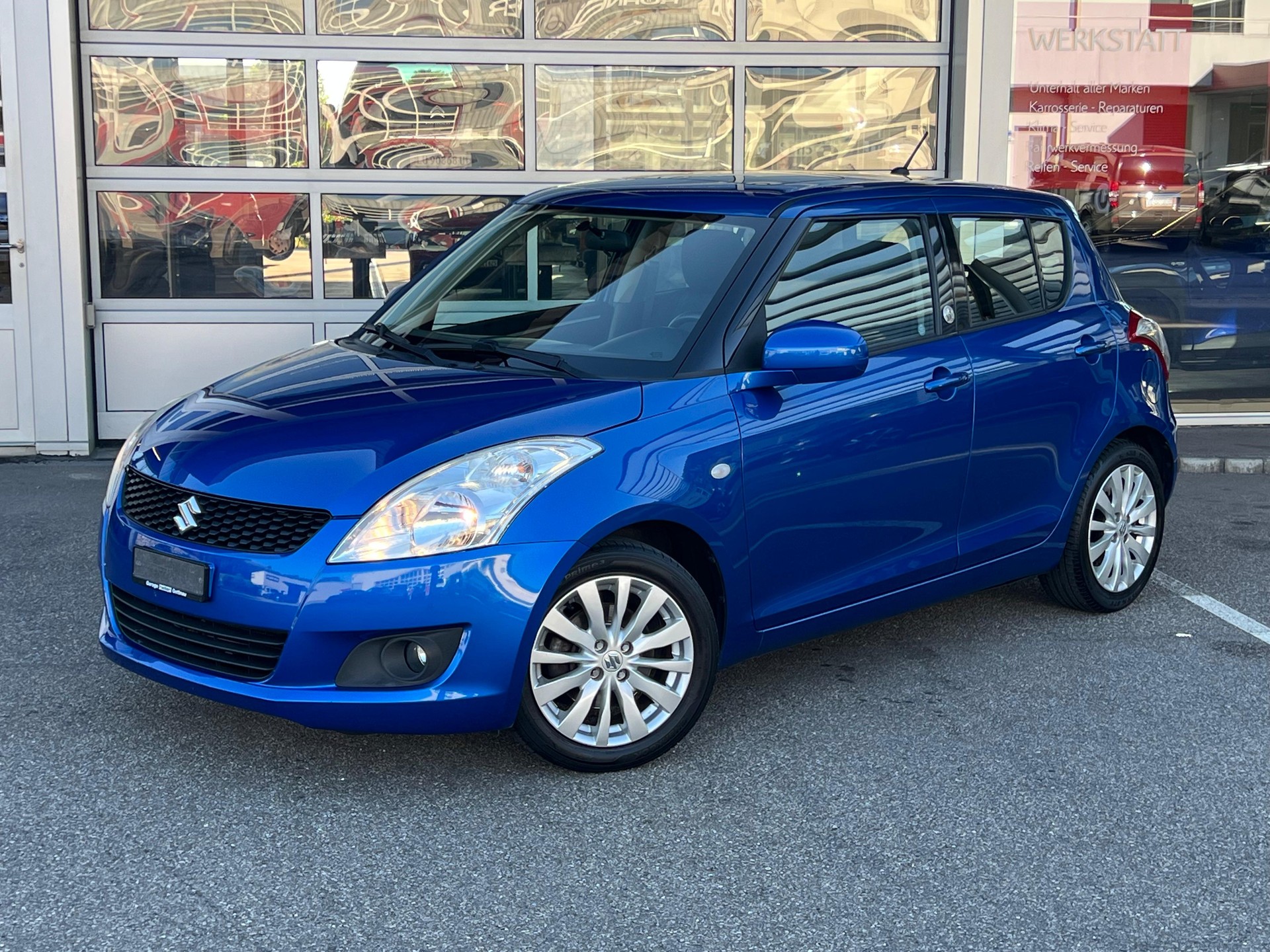 SUZUKI Swift 1.2 GL Indigo-showroom-element-2