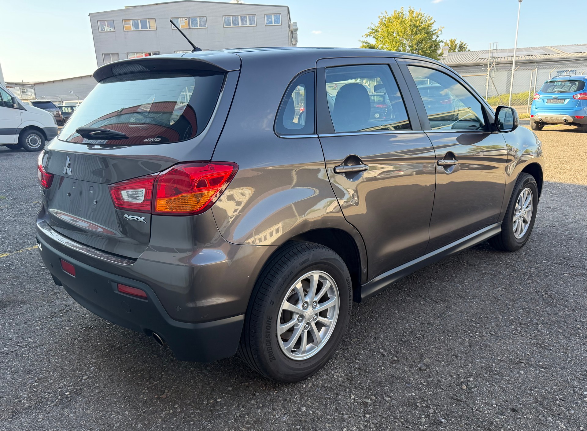 MITSUBISHI ASX 1.8 DID Intense 4WD-image-5