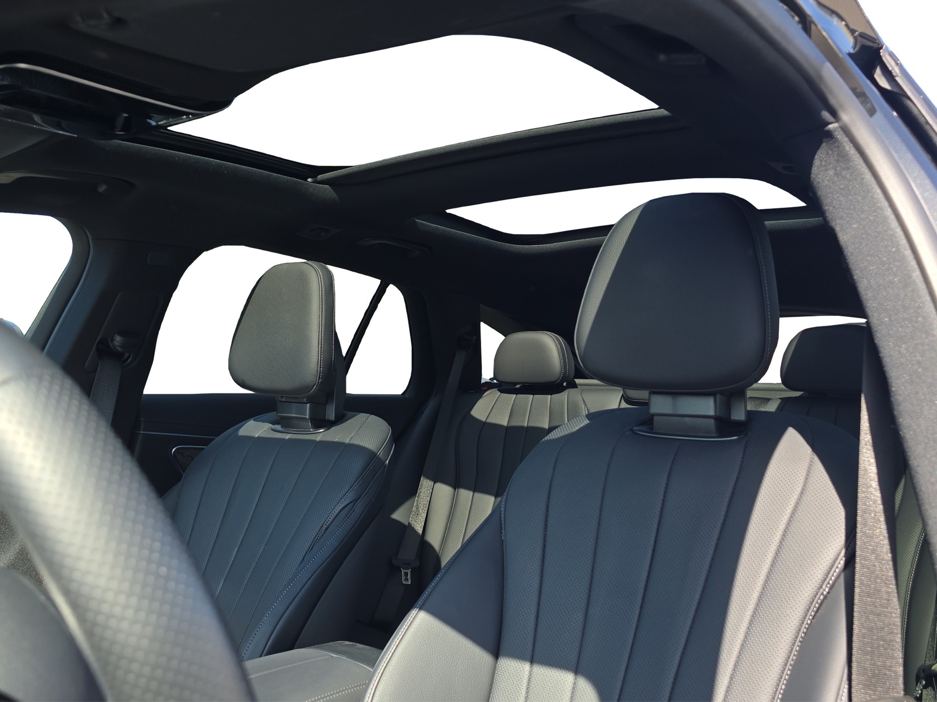 MERCEDES-BENZ E 200 T 9G-Tronic 4Matic-image-7