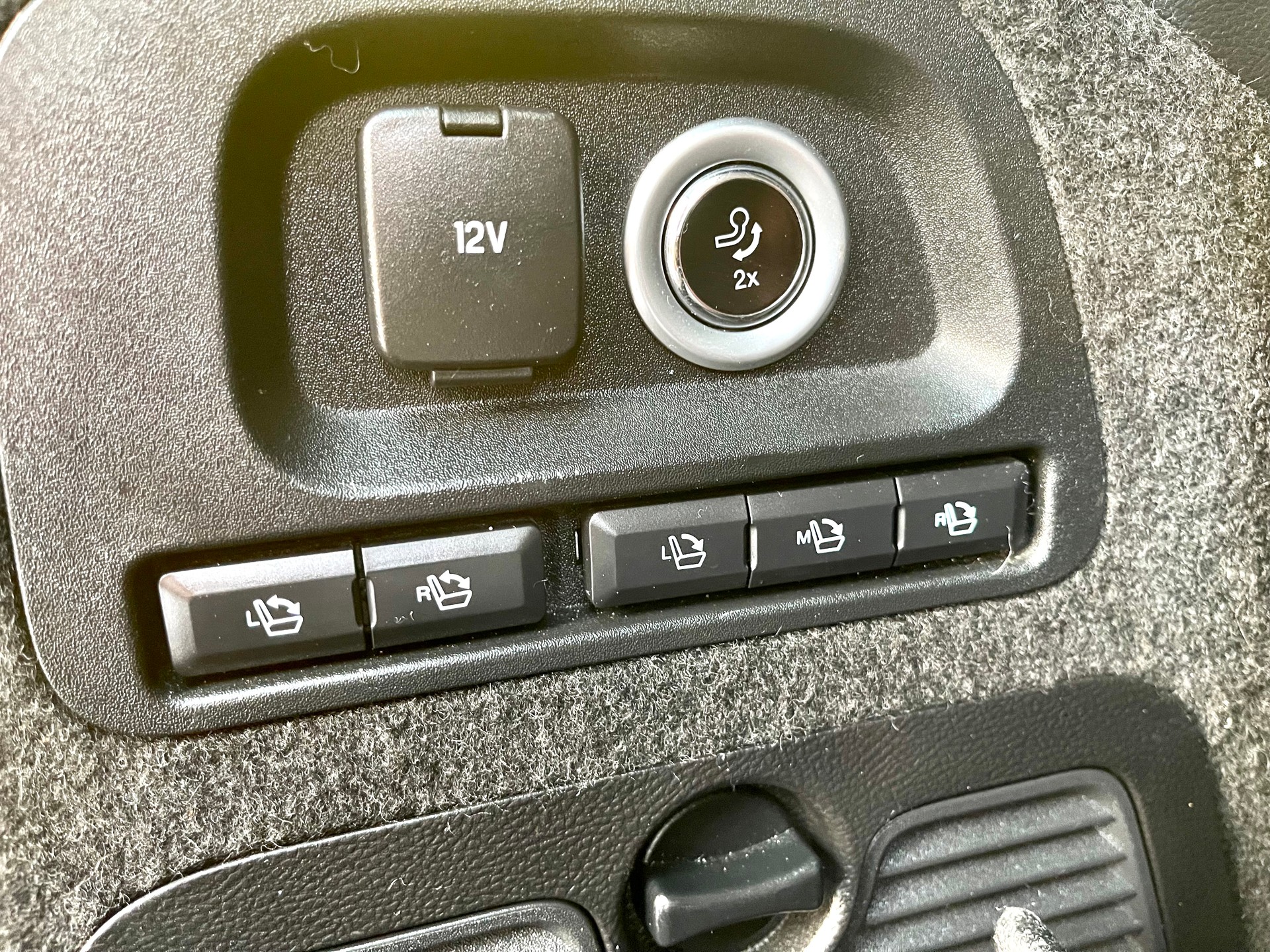 FORD Galaxy 2.0 TDCi Titanium AWD PowerShift-image-18