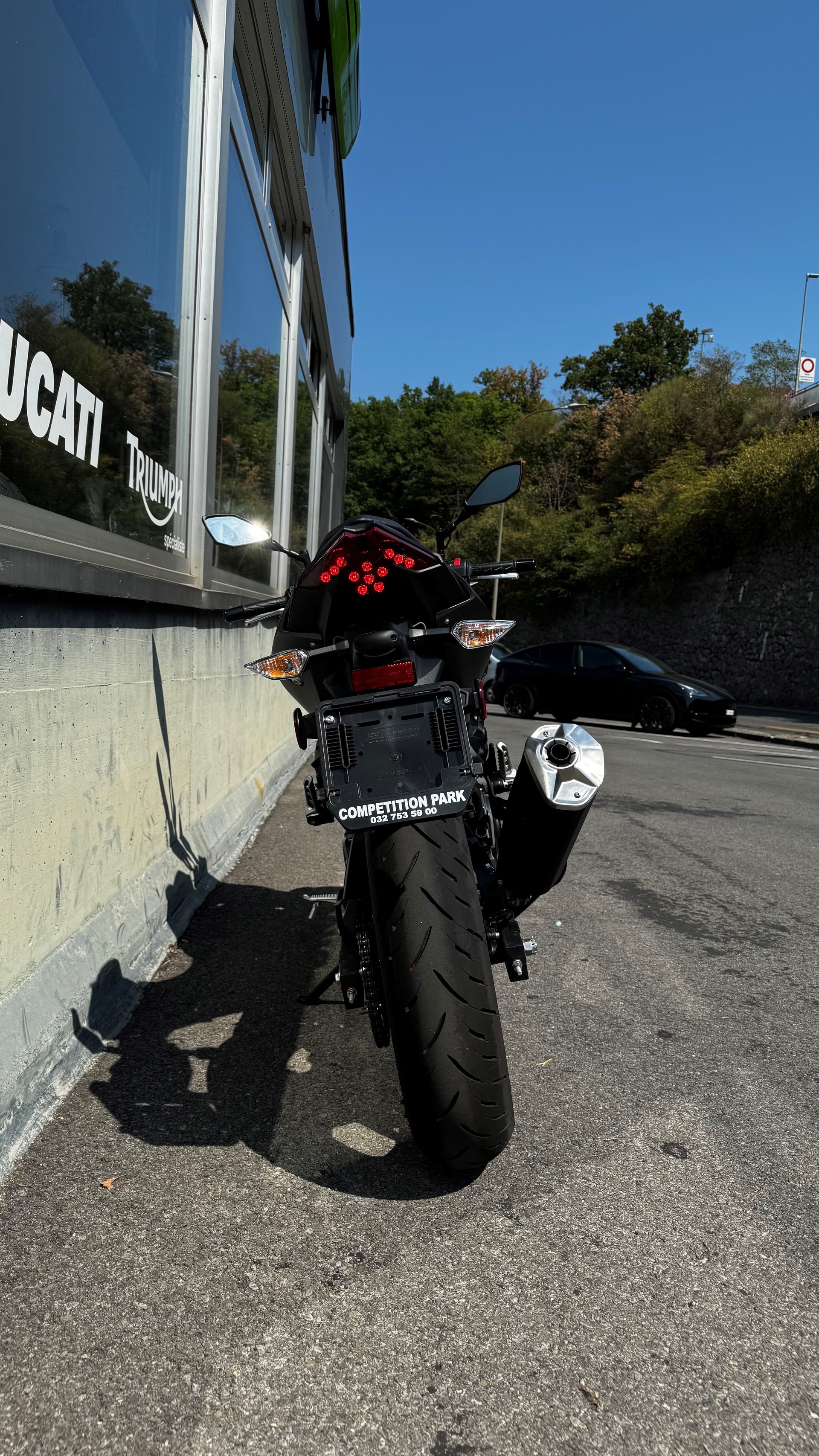 KAWASAKI Z 500-showroom-element-3