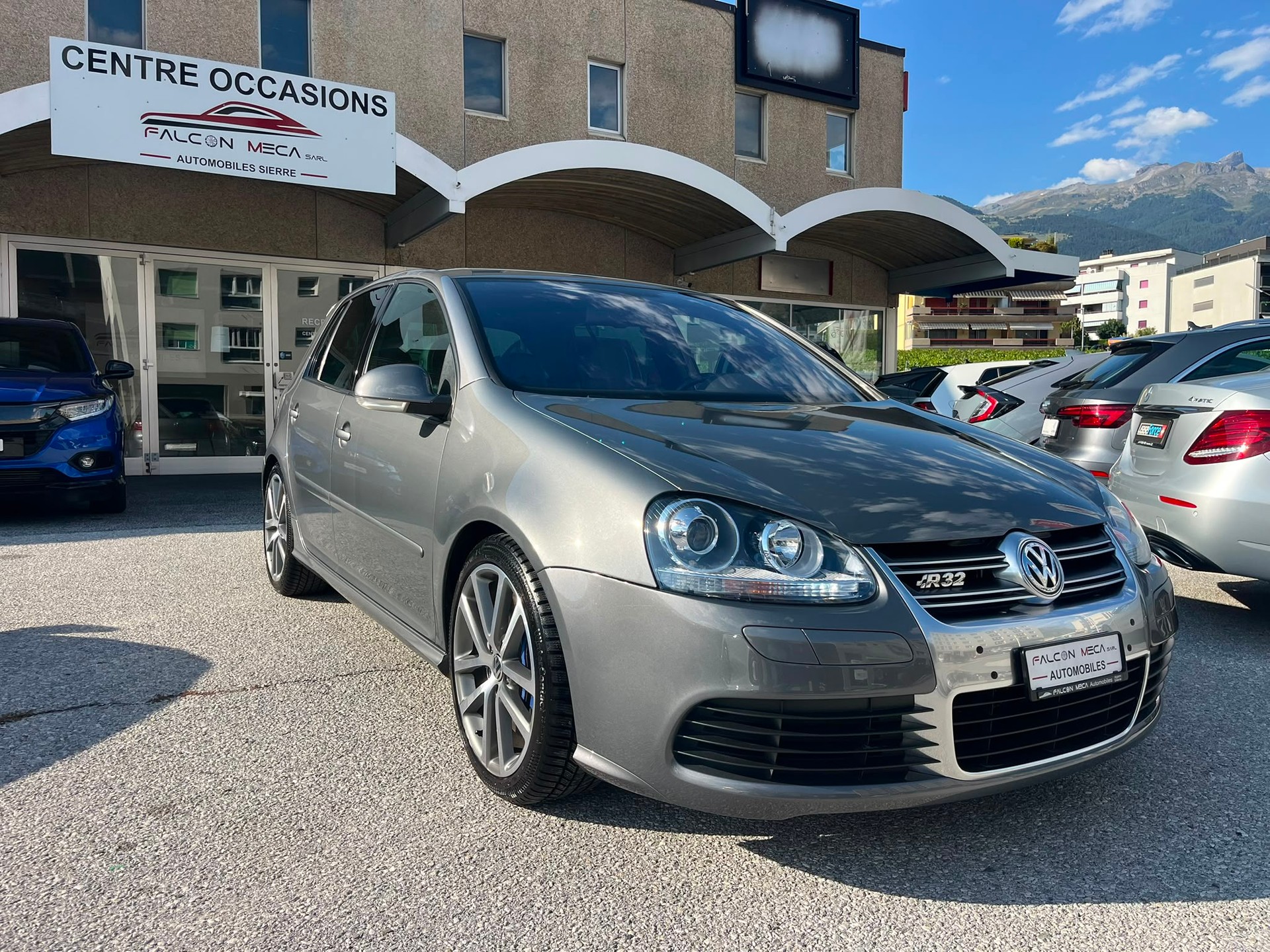 VW Golf R32 4Motion-showroom-element-2