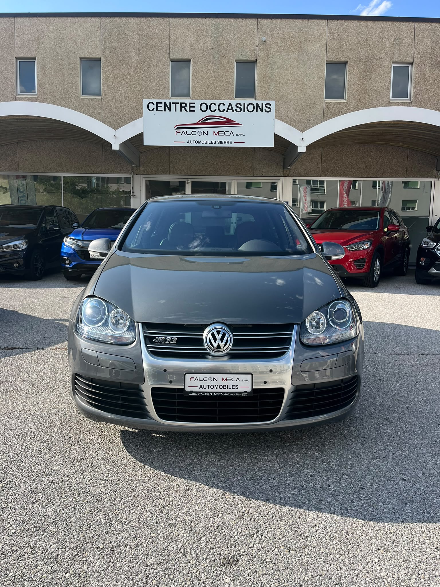 VW Golf R32 4Motion-showroom-element-1