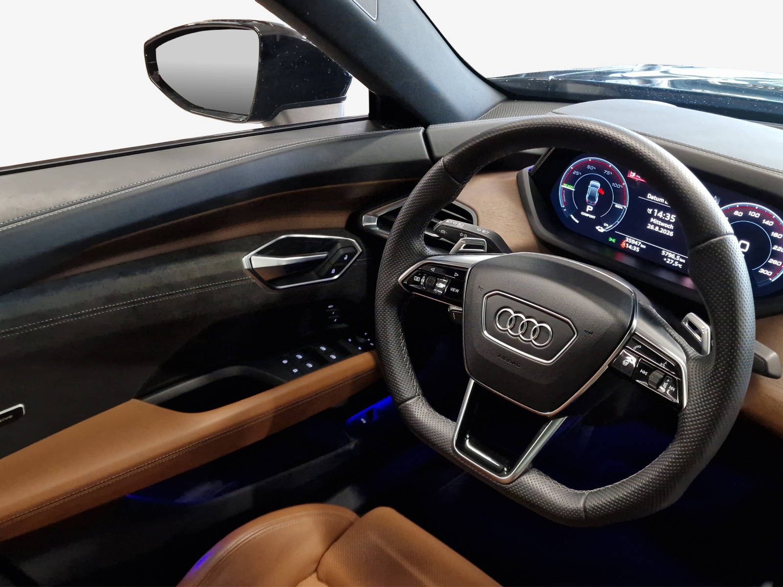 AUDI e-tron GT quattro-image-15