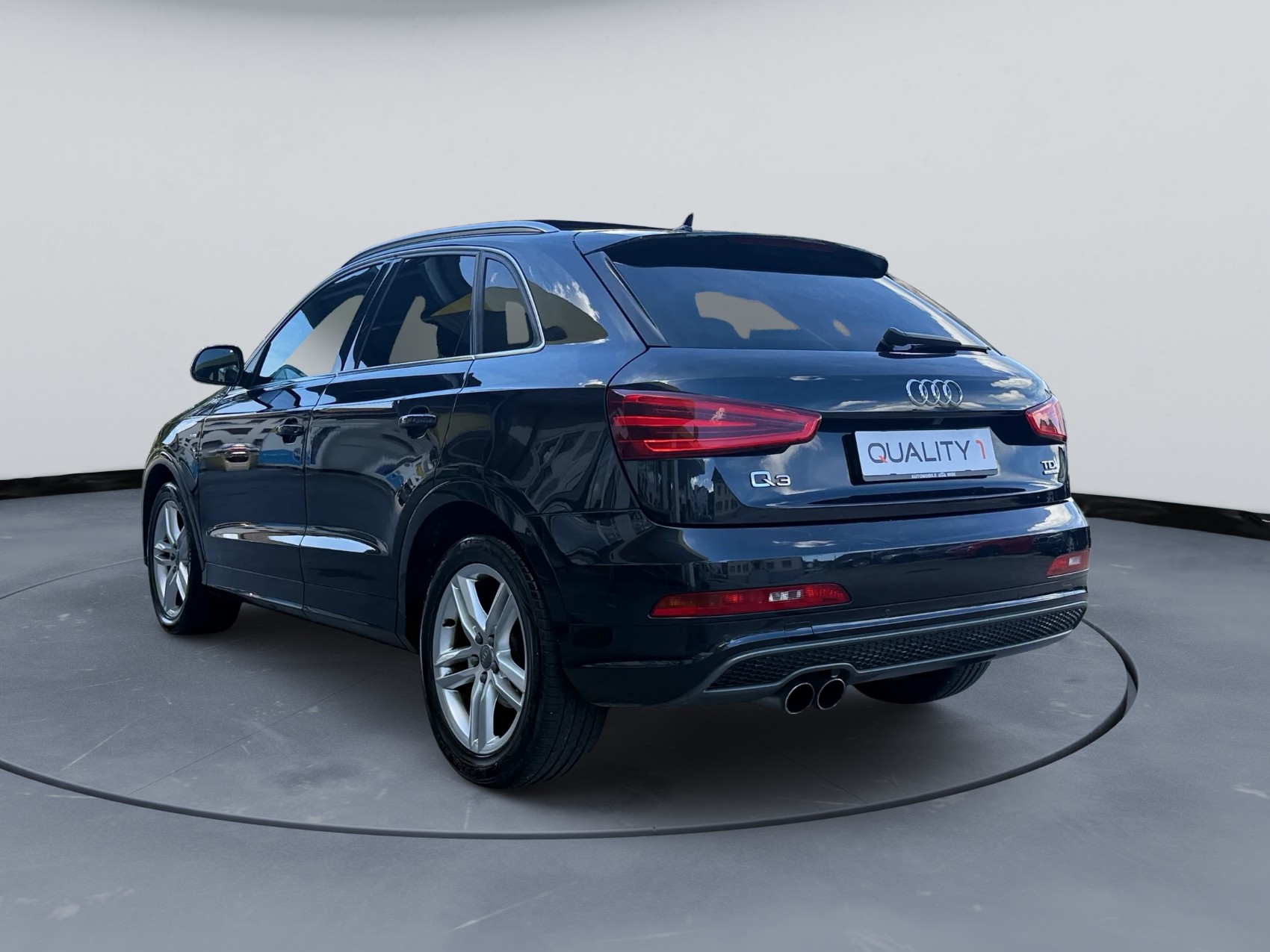 AUDI Q3 S-line 2.0 TDI quattro S-tronic *Rückfahrkamera*Panorama*Totwinkel Assistent*Sitzheizung*EL-Anhängerkupplung 2000KG*-image-5