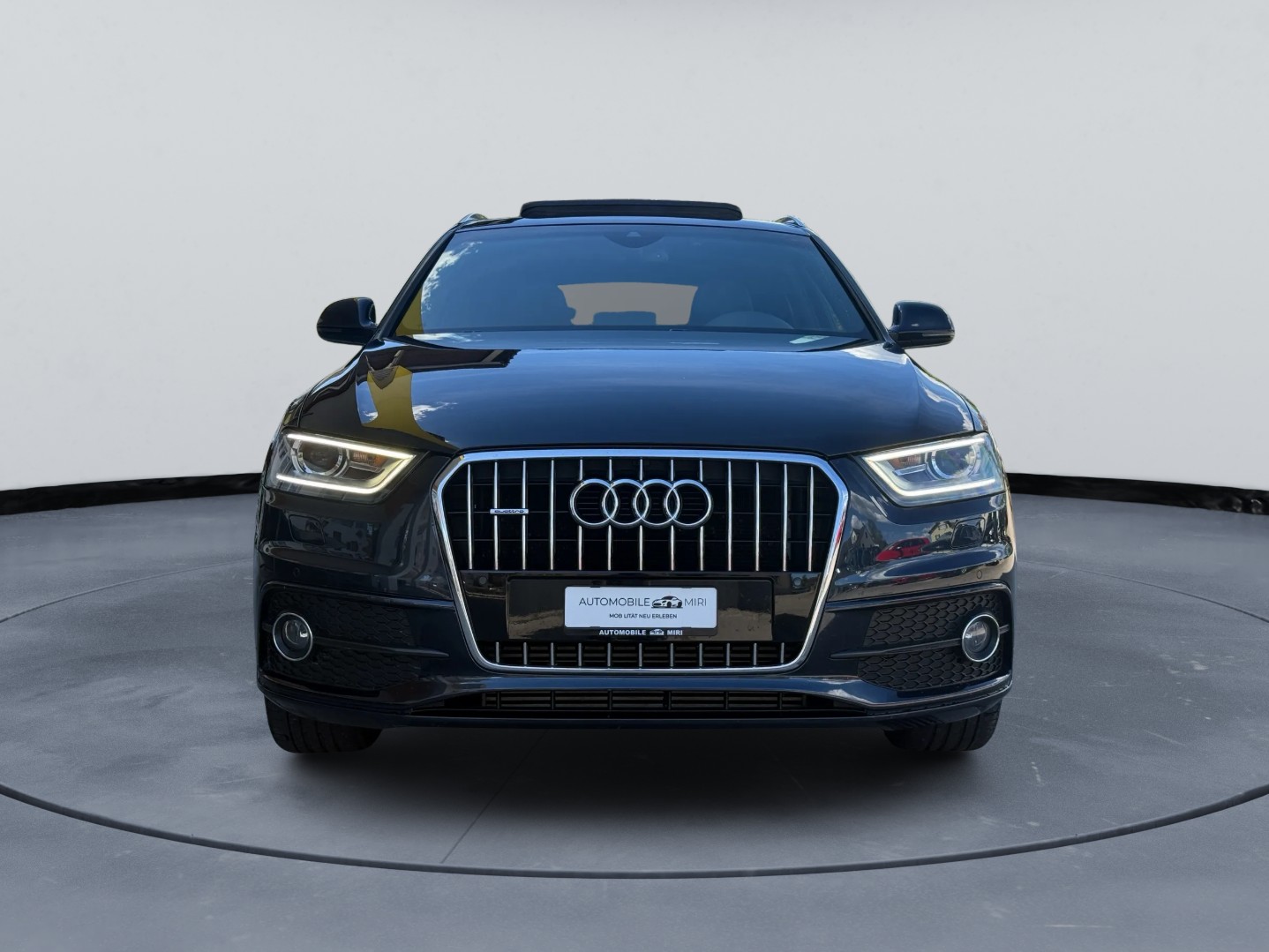AUDI Q3 S-line 2.0 TDI quattro S-tronic *Rückfahrkamera*Panorama*Totwinkel Assistent*Sitzheizung*EL-Anhängerkupplung 2000KG*-image-1