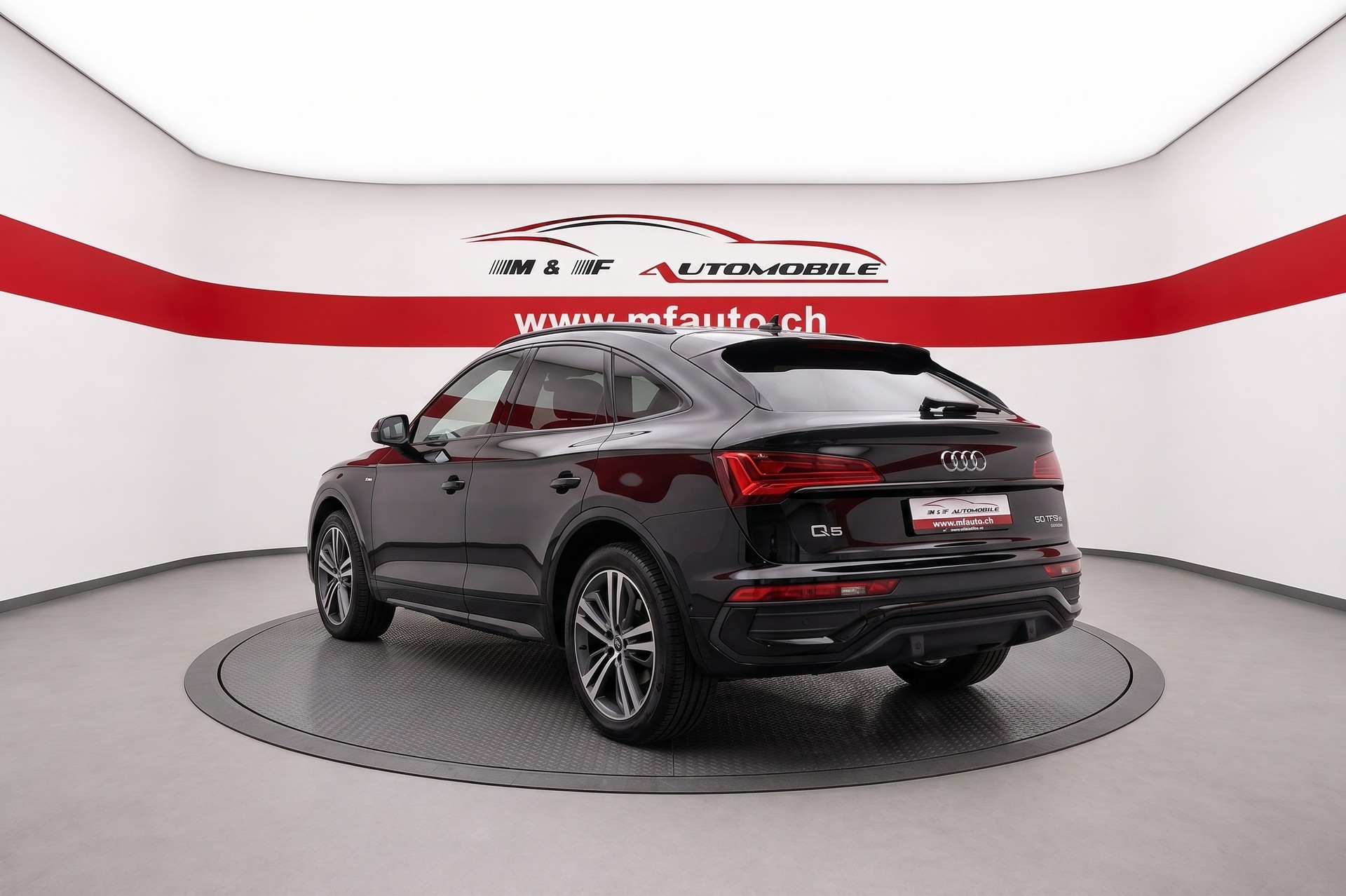 AUDI Q5 Sportback 2.0 50 TFSI e S Line quattro S-Tronic-showroom-element-3