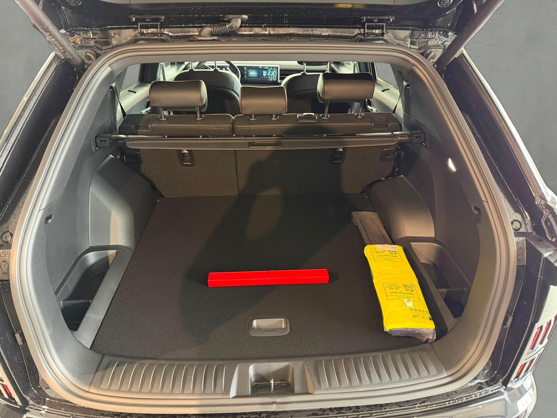 KGM-SsangYong Actyon 1.5 T-Gdi Titanium 4WD-showroom-element-2