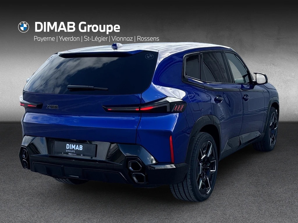 BMW XM xDrive 50e PHEV Steptronic-image-7