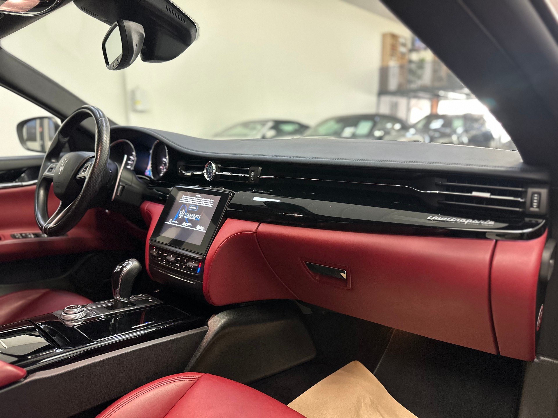 MASERATI Quattroporte 3.0 V6 S Q4 Automatica-image-12