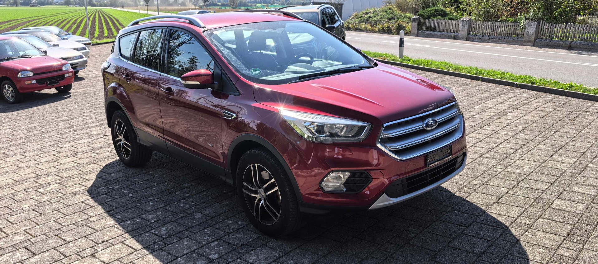 FORD Kuga 1.5 EcoB 182 Business 4WD Automatic-image-4