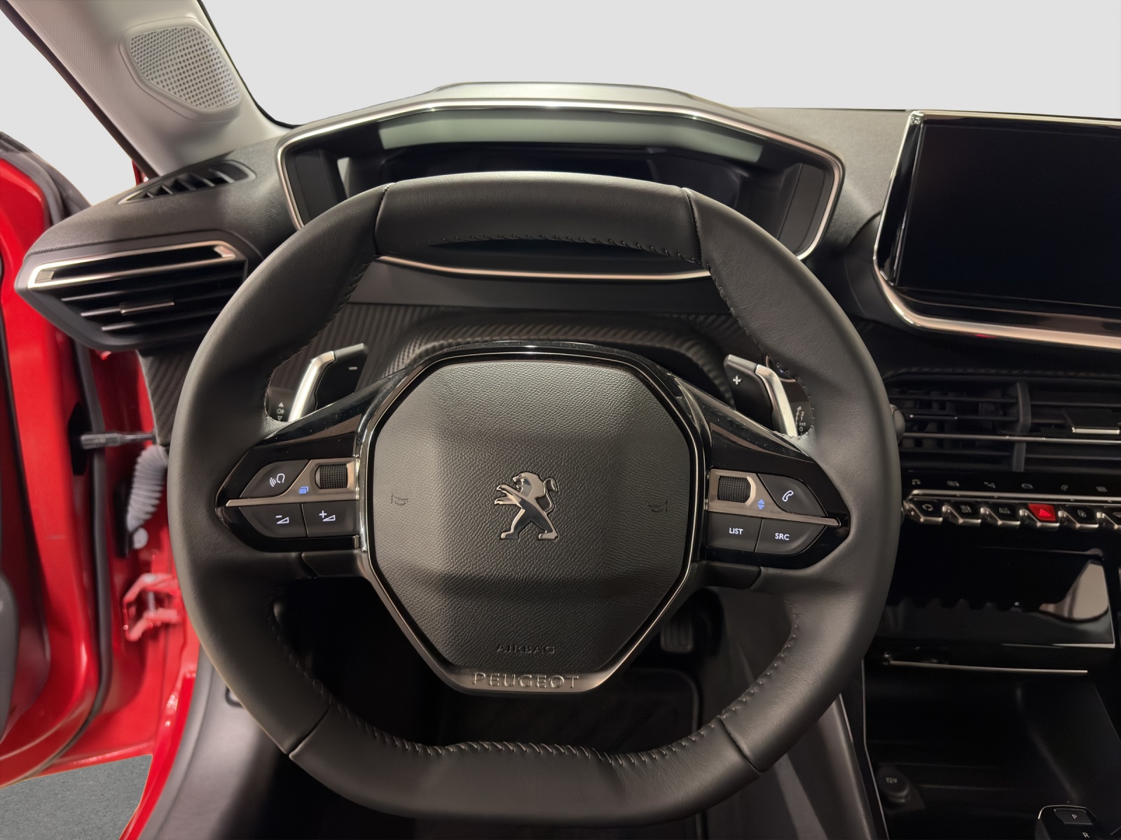 PEUGEOT 208 1.2 PureTech 130 PS Allure Pack-image-7