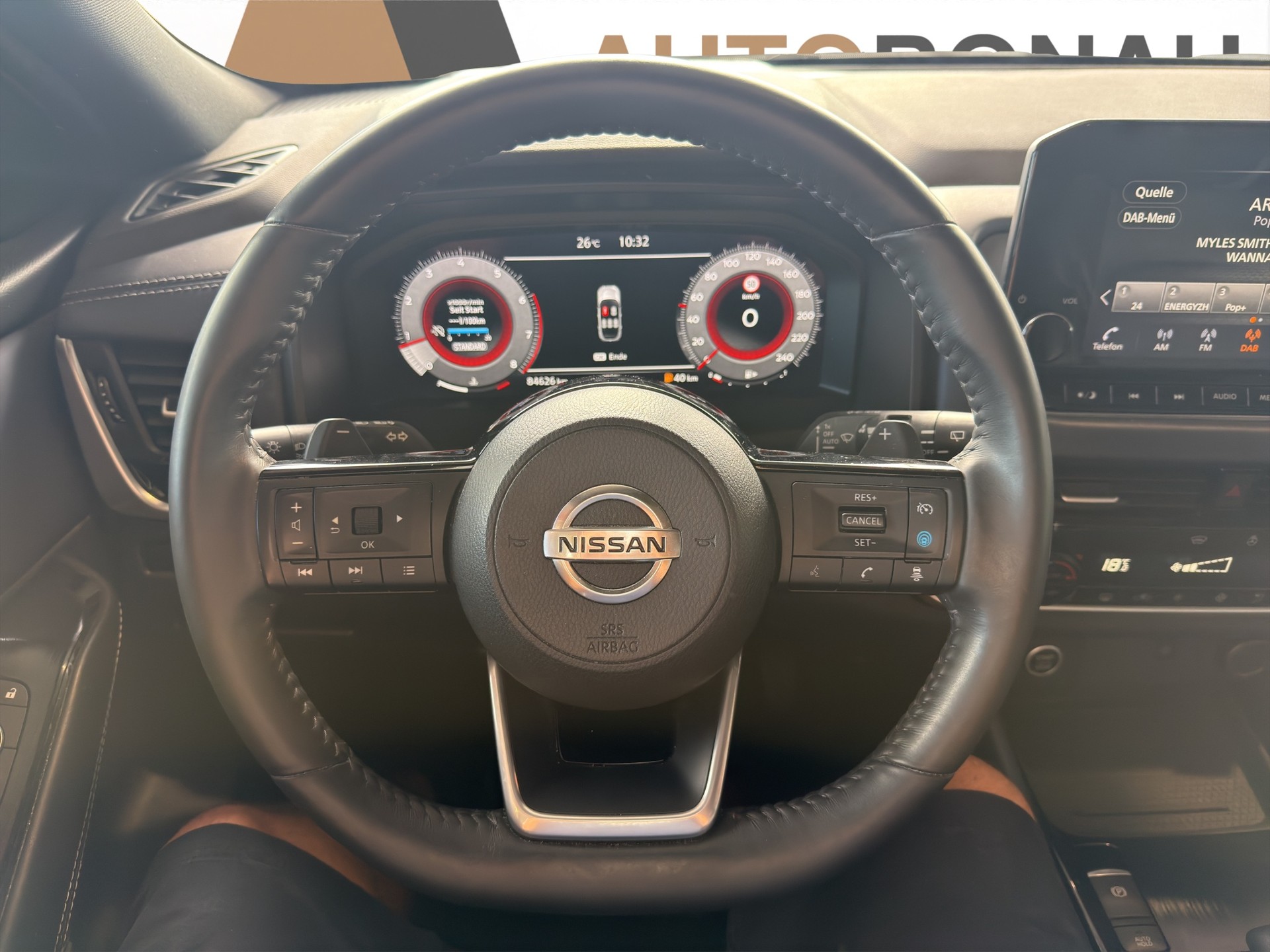 NISSAN Qashqai 1.3 DIG-T Tekna 4x4-image-17