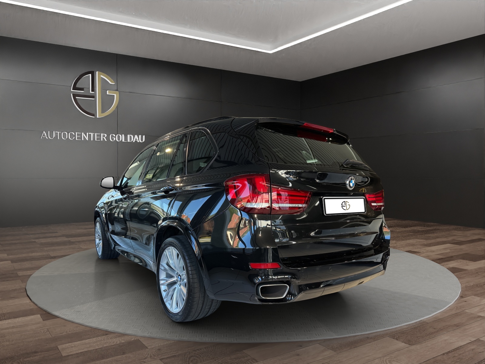 BMW X5 xDrive 30d Steptronic-showroom-element-1