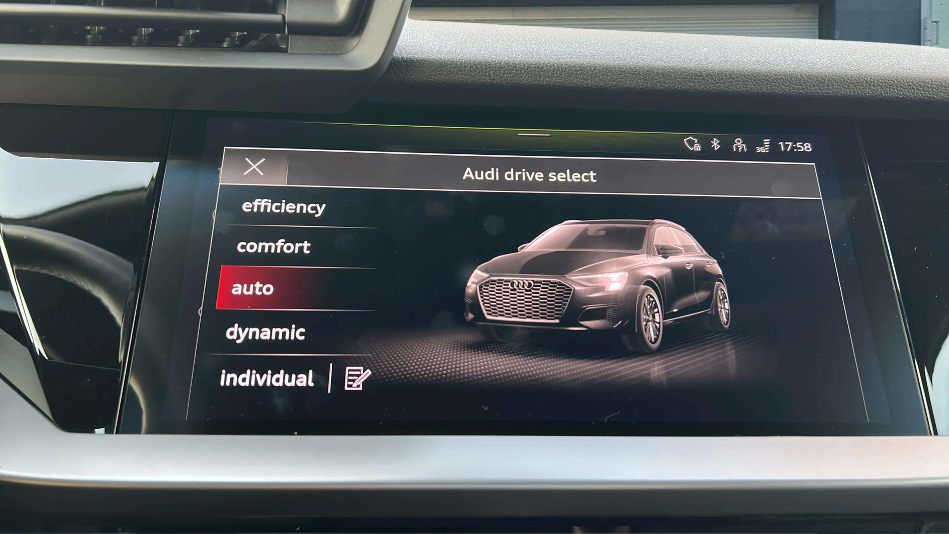 AUDI A3 Sportback 35 TFSI S line S-tronic mit 5J Werksgarantie oder 100000km-image-21