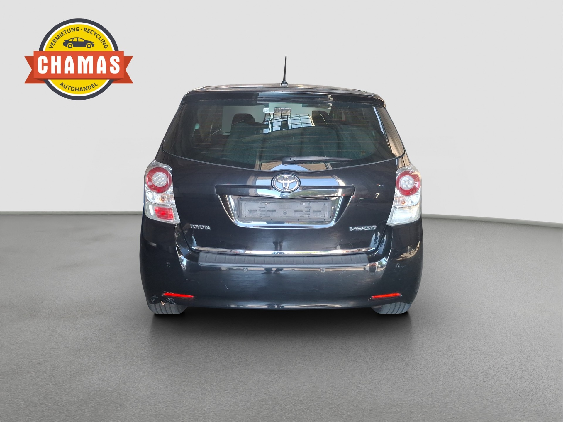TOYOTA Verso 2.2 D-CAT Linea Sol-image-4