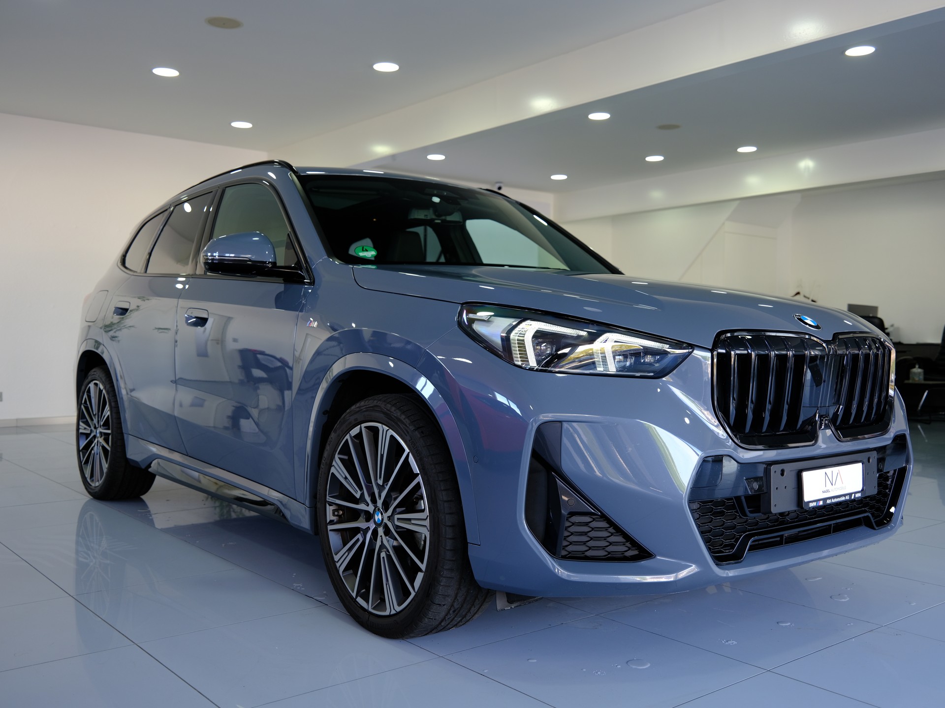 BMW X1 xDrive 23d 48V M Sport *360° Kamera* *Panoramadach*-showroom-element-1