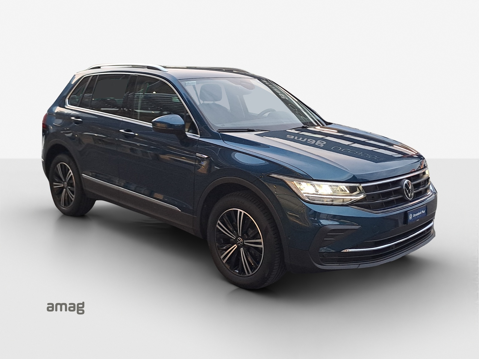 VW Tiguan 2.0TSI Life 4Motion DSG-image-5