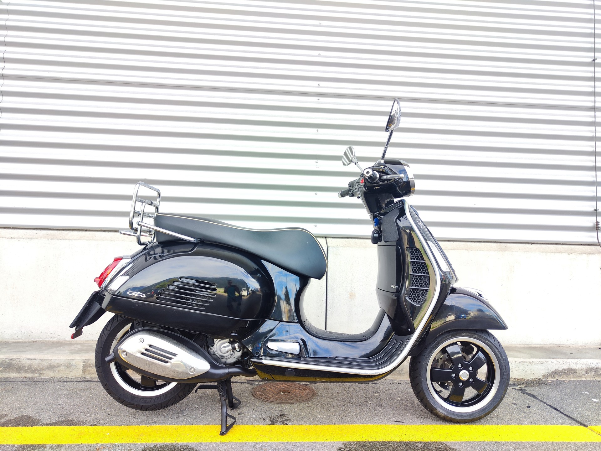 PIAGGIO Vespa GTS 300 HPE ABS/ASR