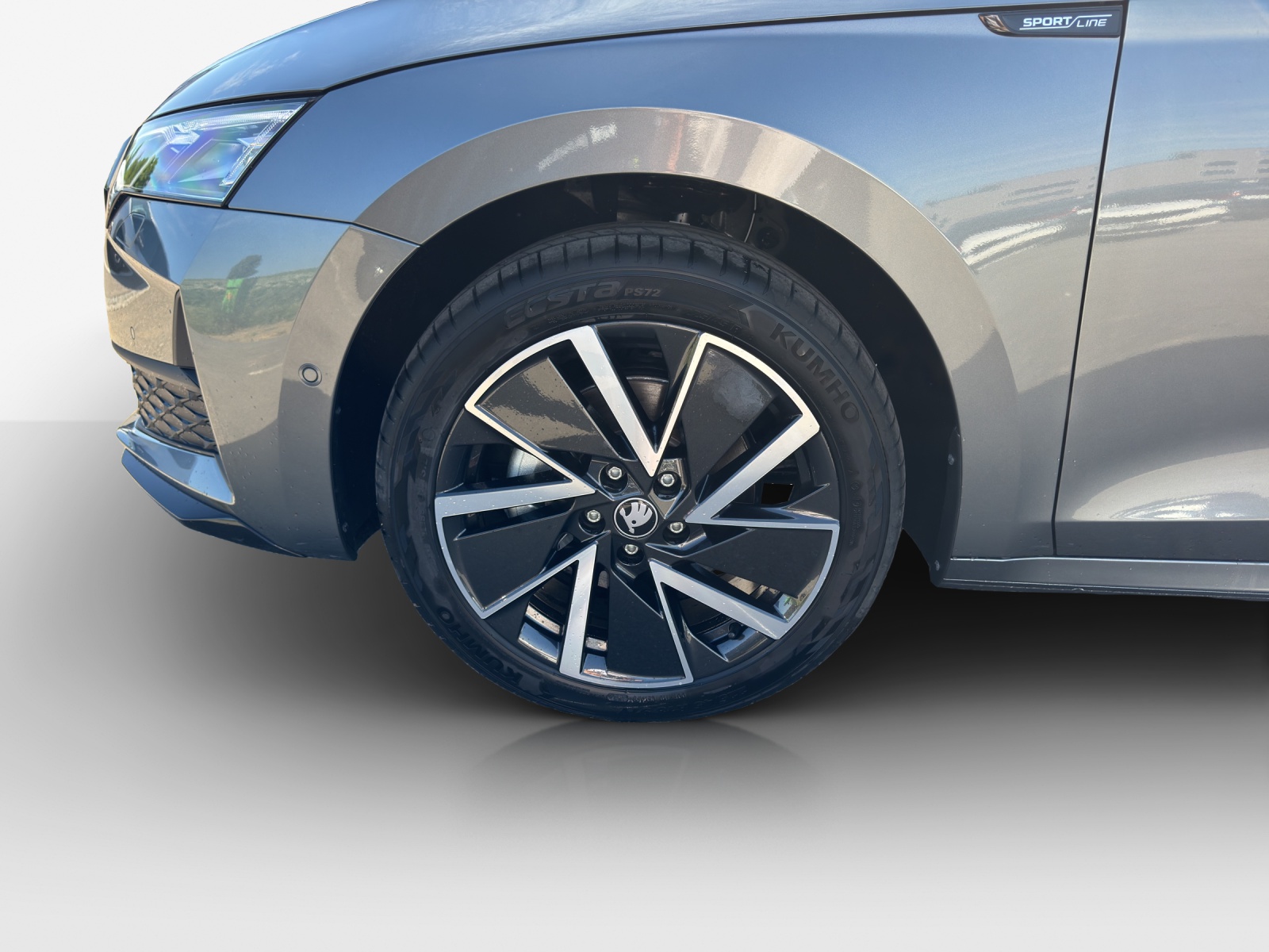 SKODA Octavia Sportline Dynamic 2.0 TSI 204PS 7DSG 4x4-image-13