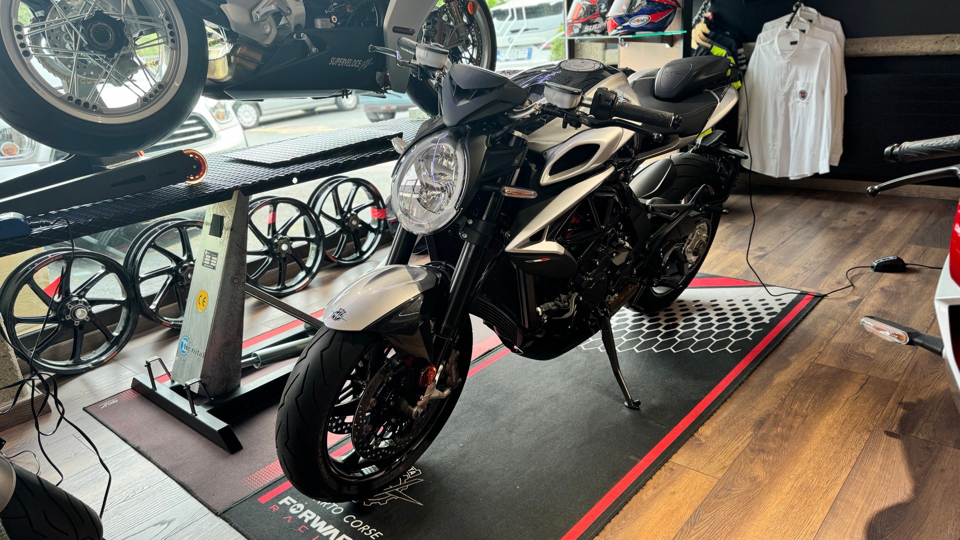 MV AGUSTA B3 Brutale 800 RR ABS-image-1