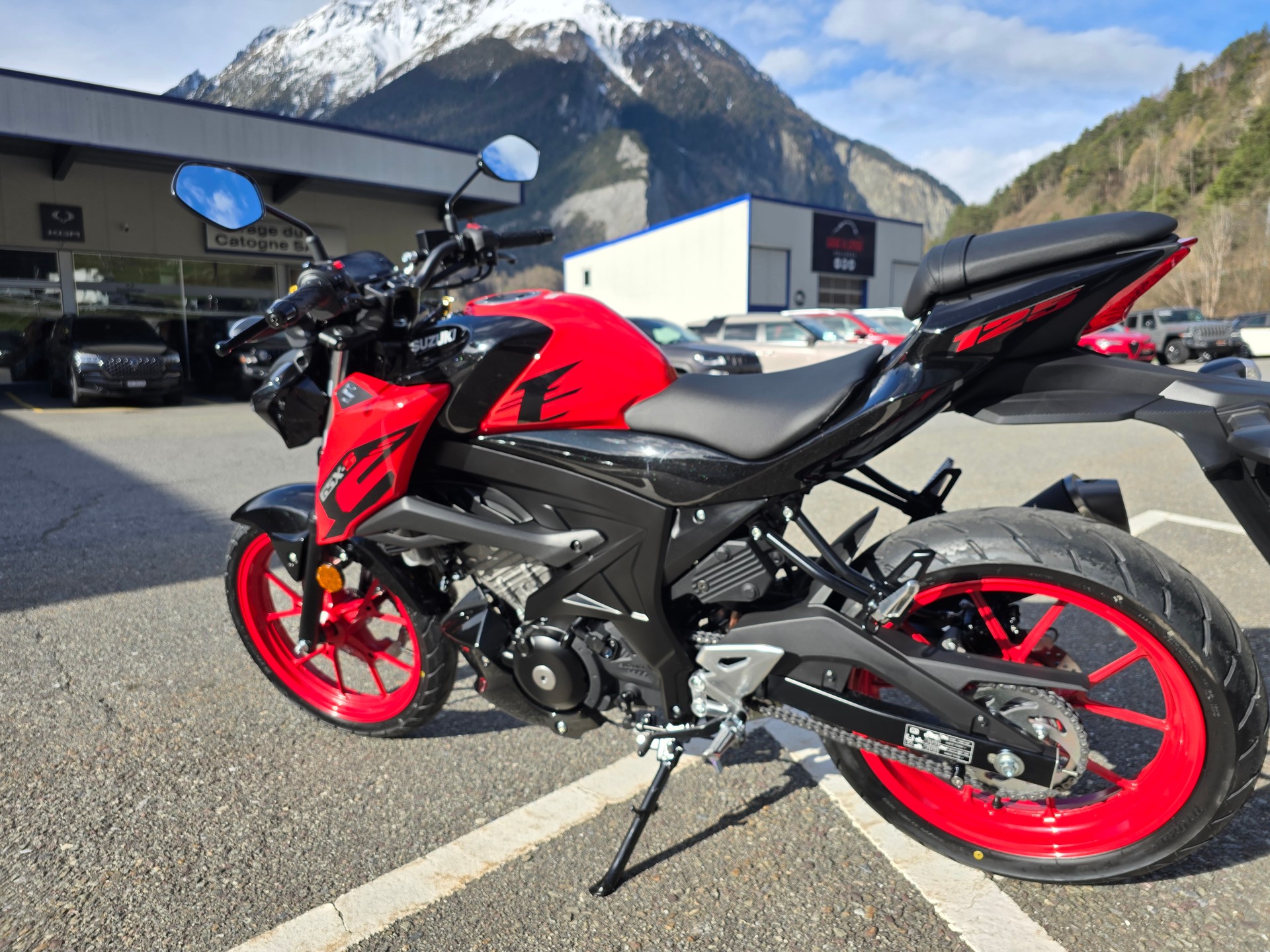 SUZUKI GSX-S 125-image-7