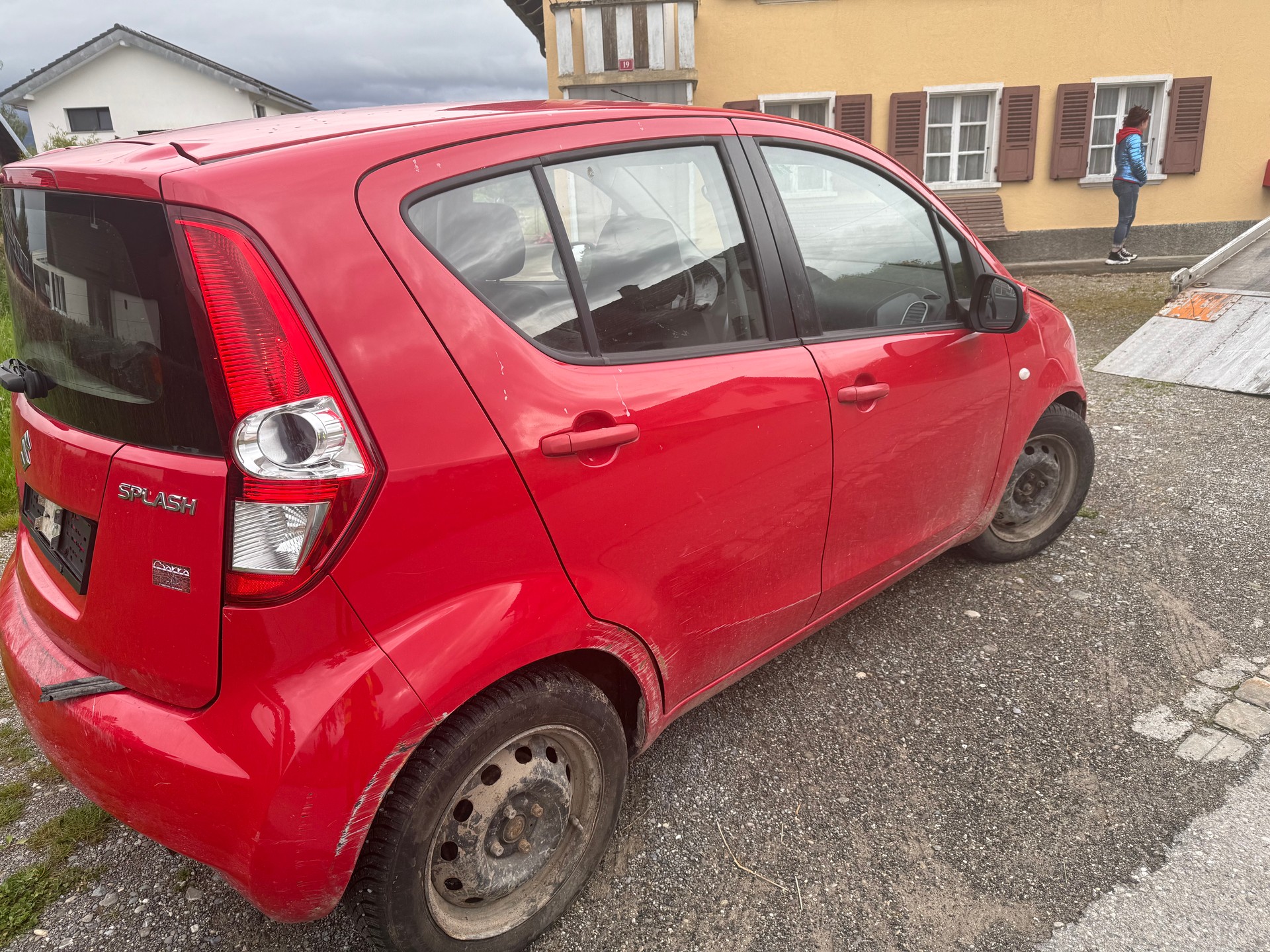 SUZUKI Splash 1.0i 12V GL-showroom-element-1
