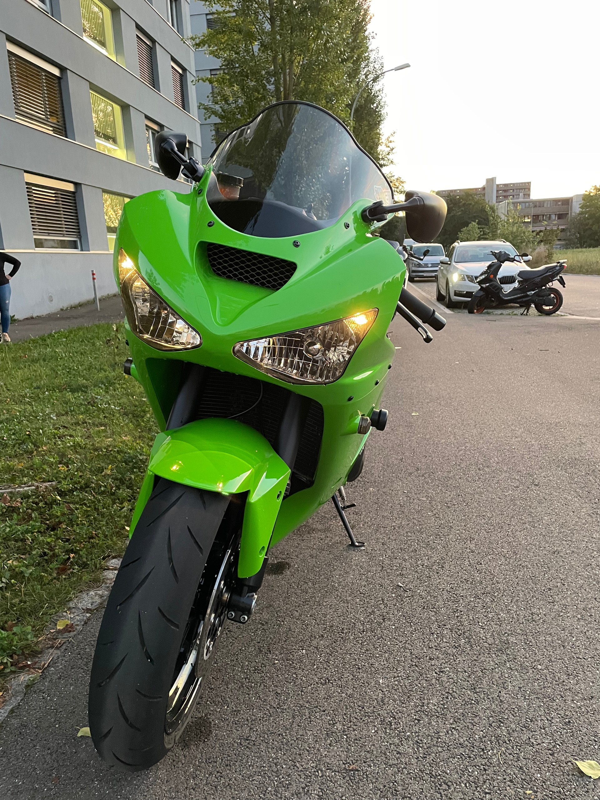 KAWASAKI Ninja ZX-6RR-image-5