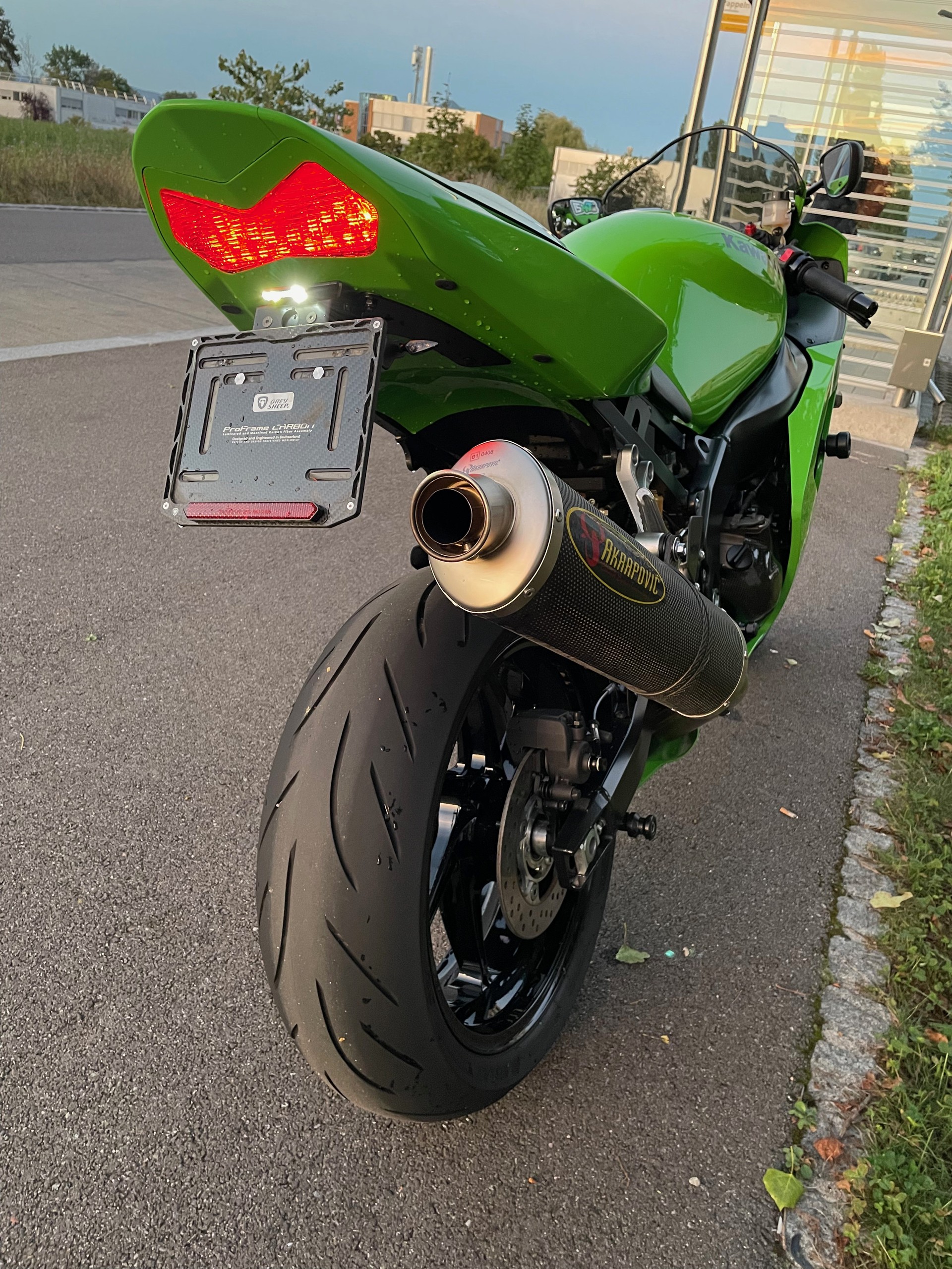 KAWASAKI Ninja ZX-6RR-image-2