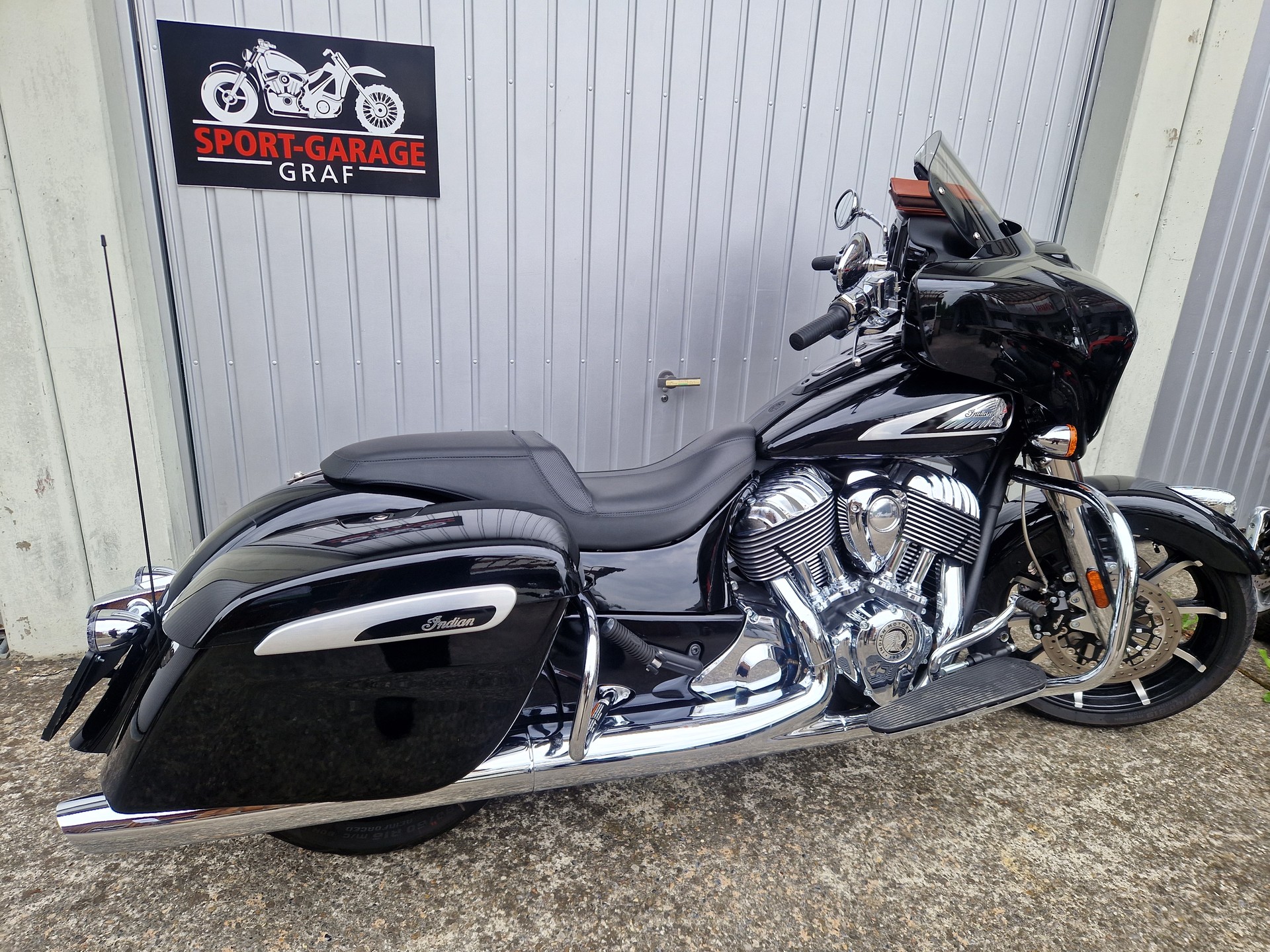 INDIAN Chieftain Limited-image-1