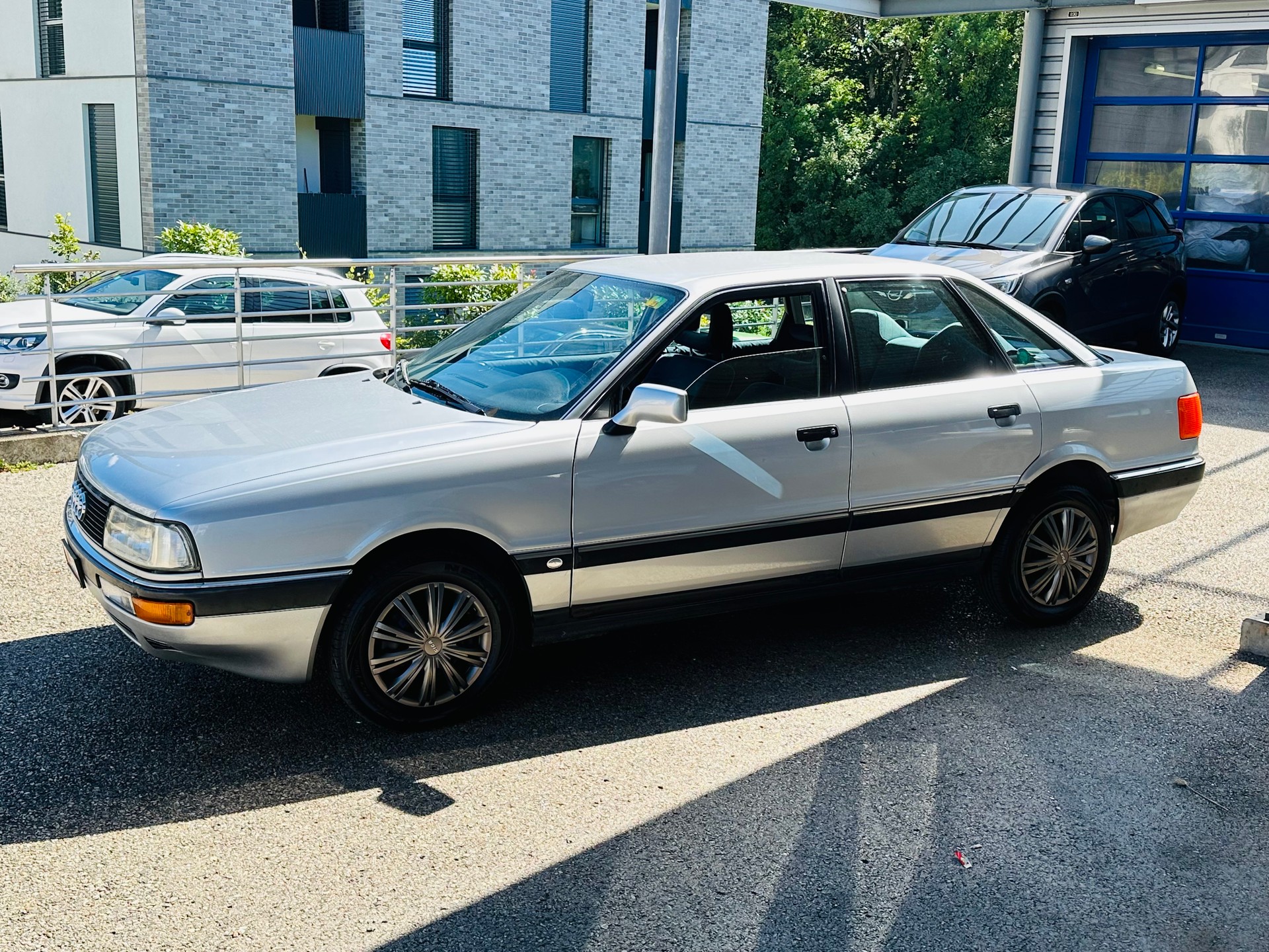AUDI 90 2.3 E-image-9