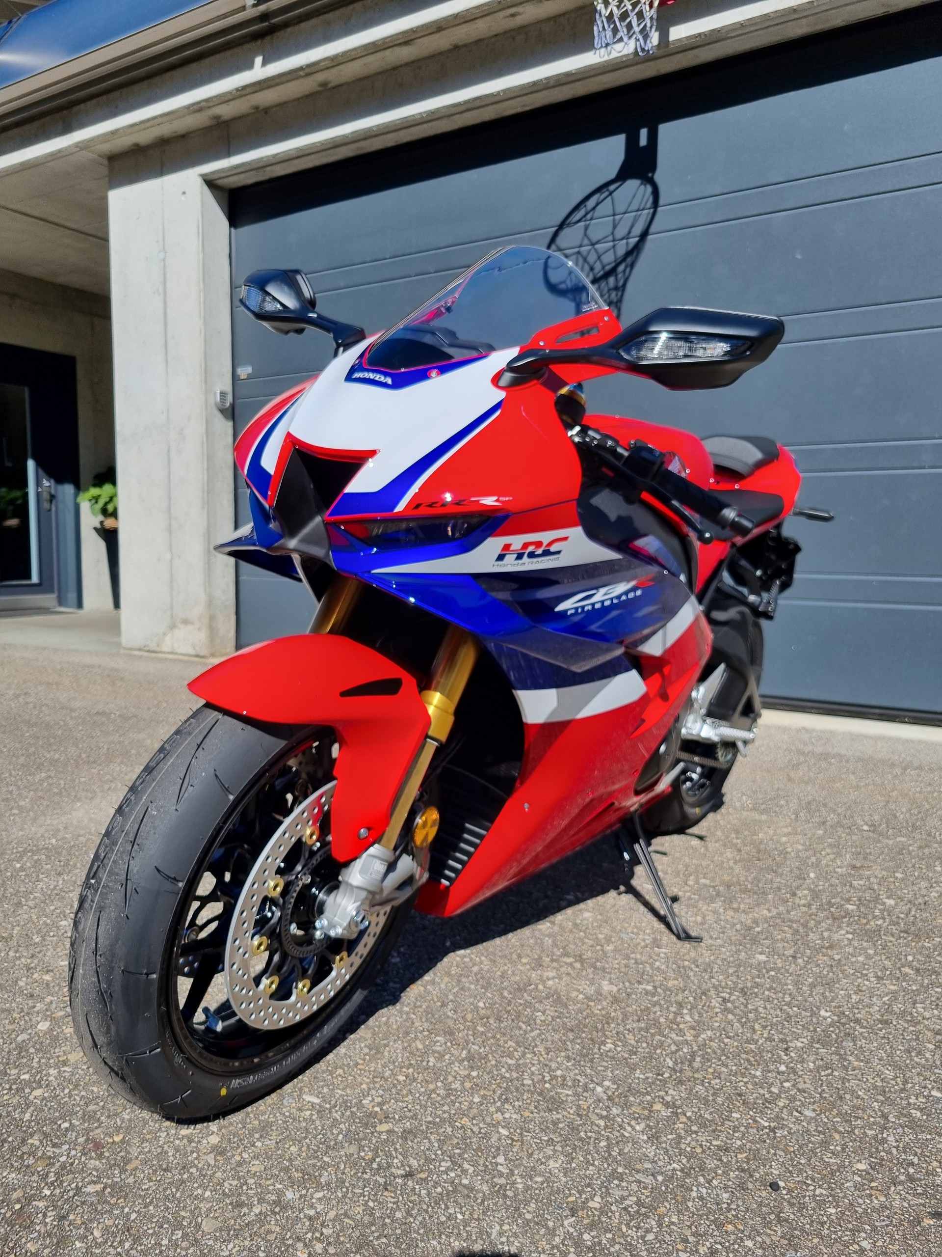 HONDA CBR 1000 RR-R Fireblade SP-image-6