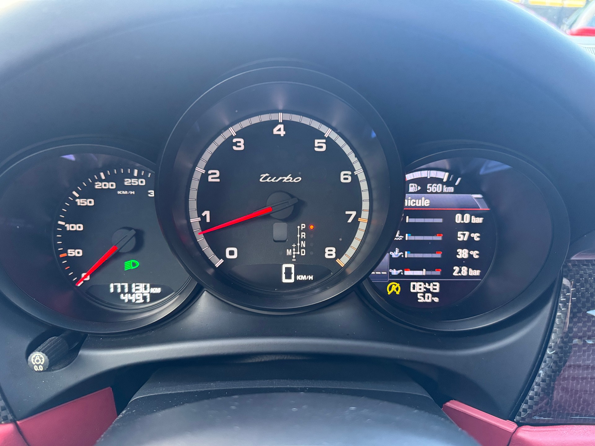 PORSCHE Macan Turbo PDK-image-9