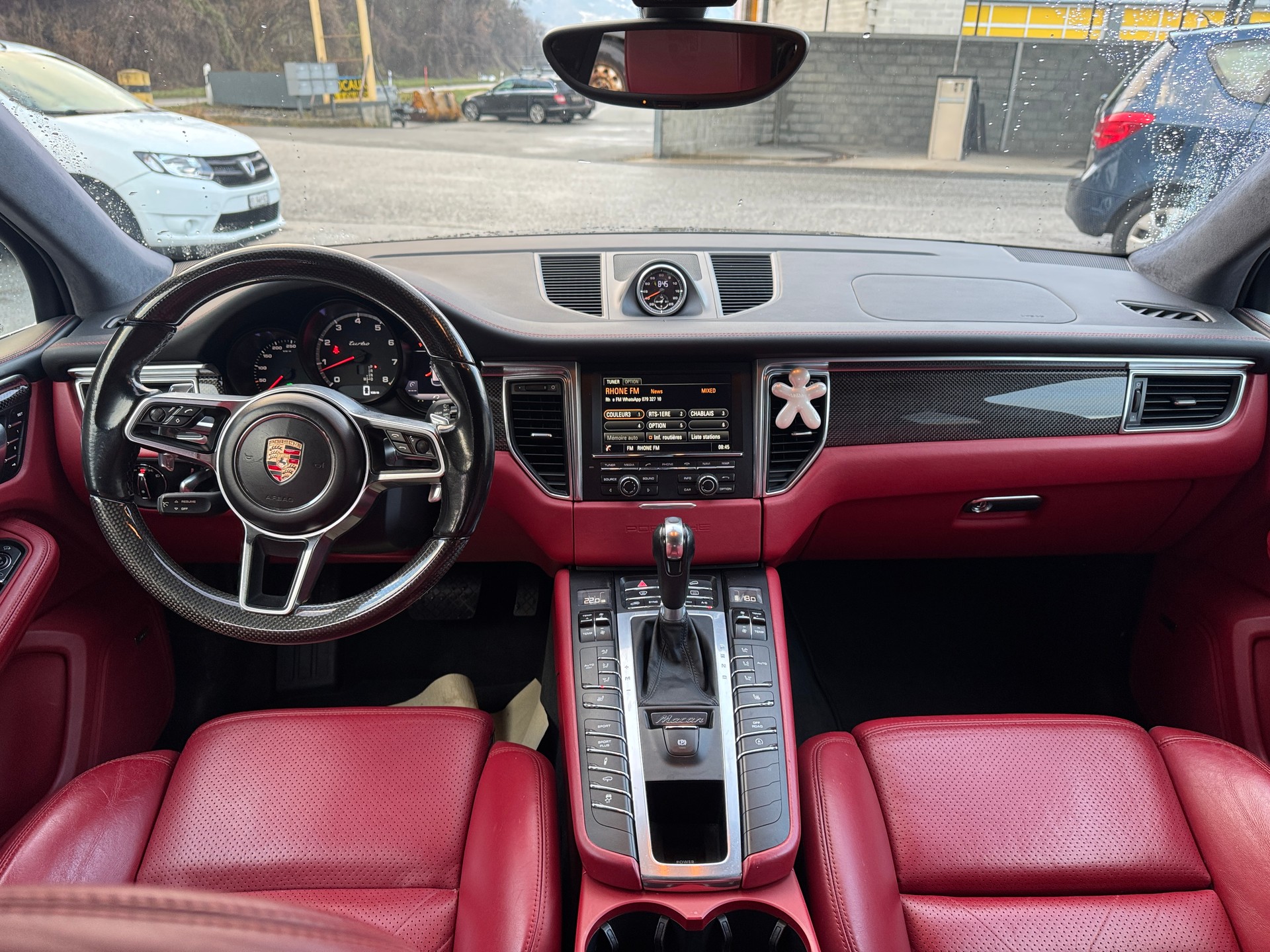 PORSCHE Macan Turbo PDK-image-5