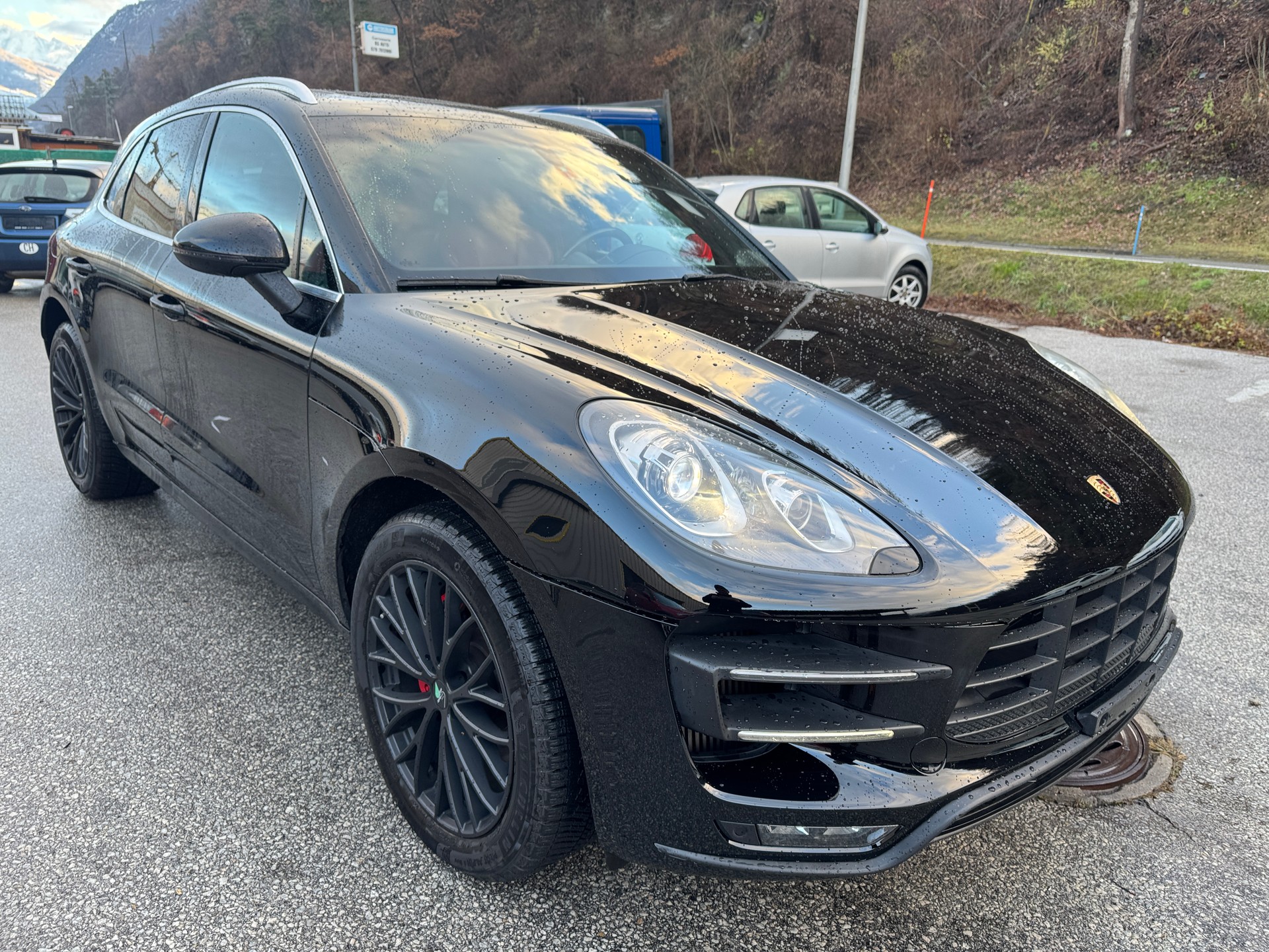 PORSCHE Macan Turbo PDK-image-1