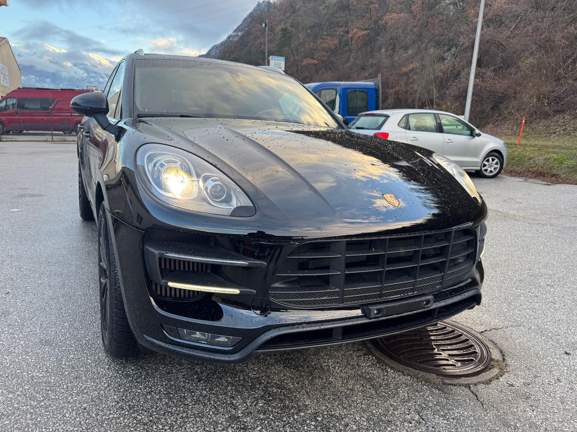 PORSCHE Macan Turbo PDK