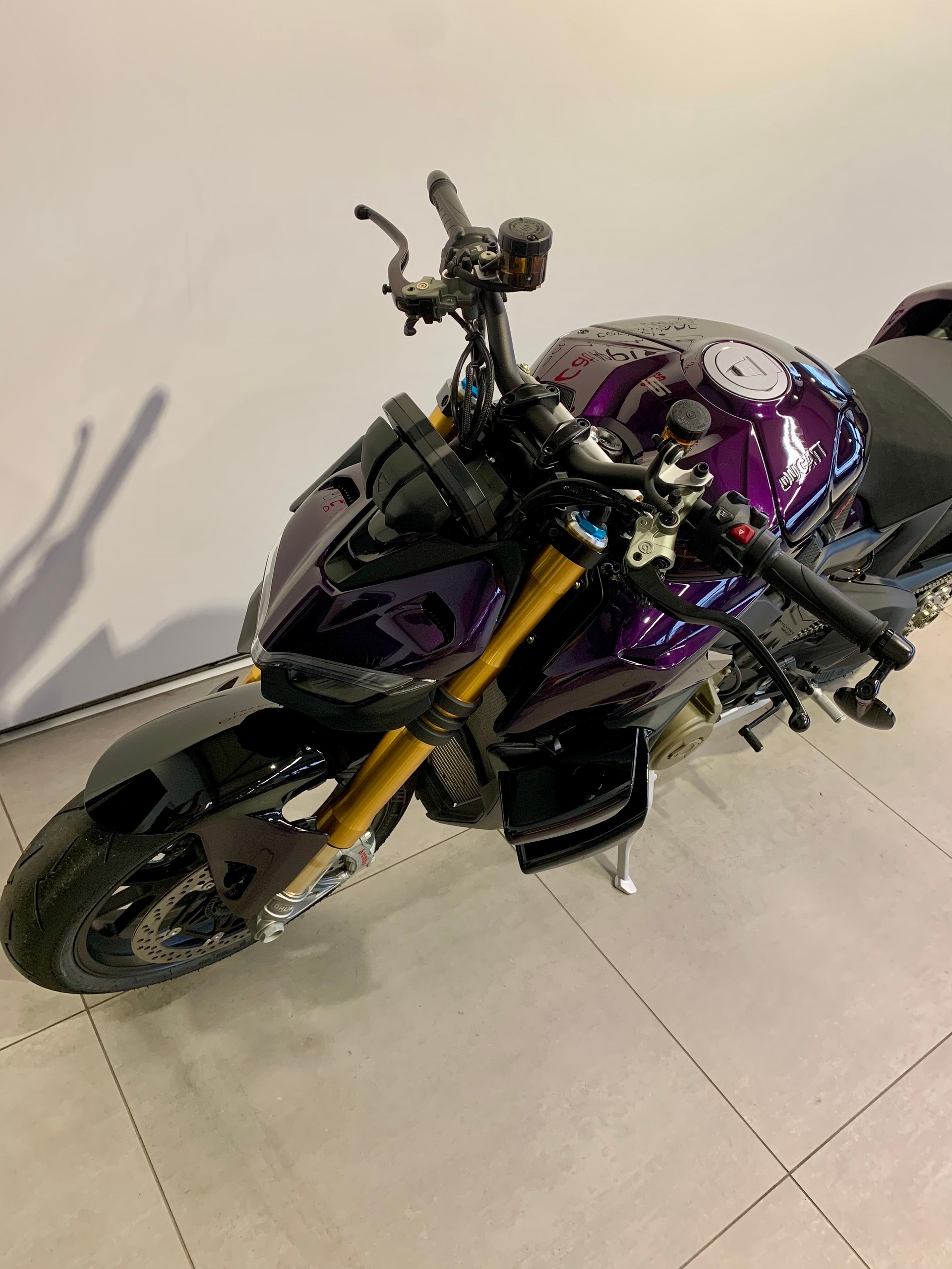 DUCATI Streetfighter V4 S-image-5