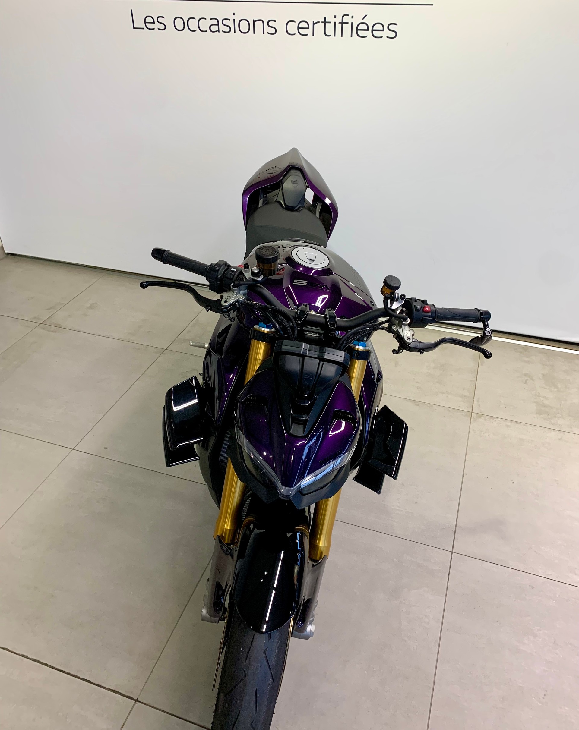 DUCATI Streetfighter V4 S-image-3