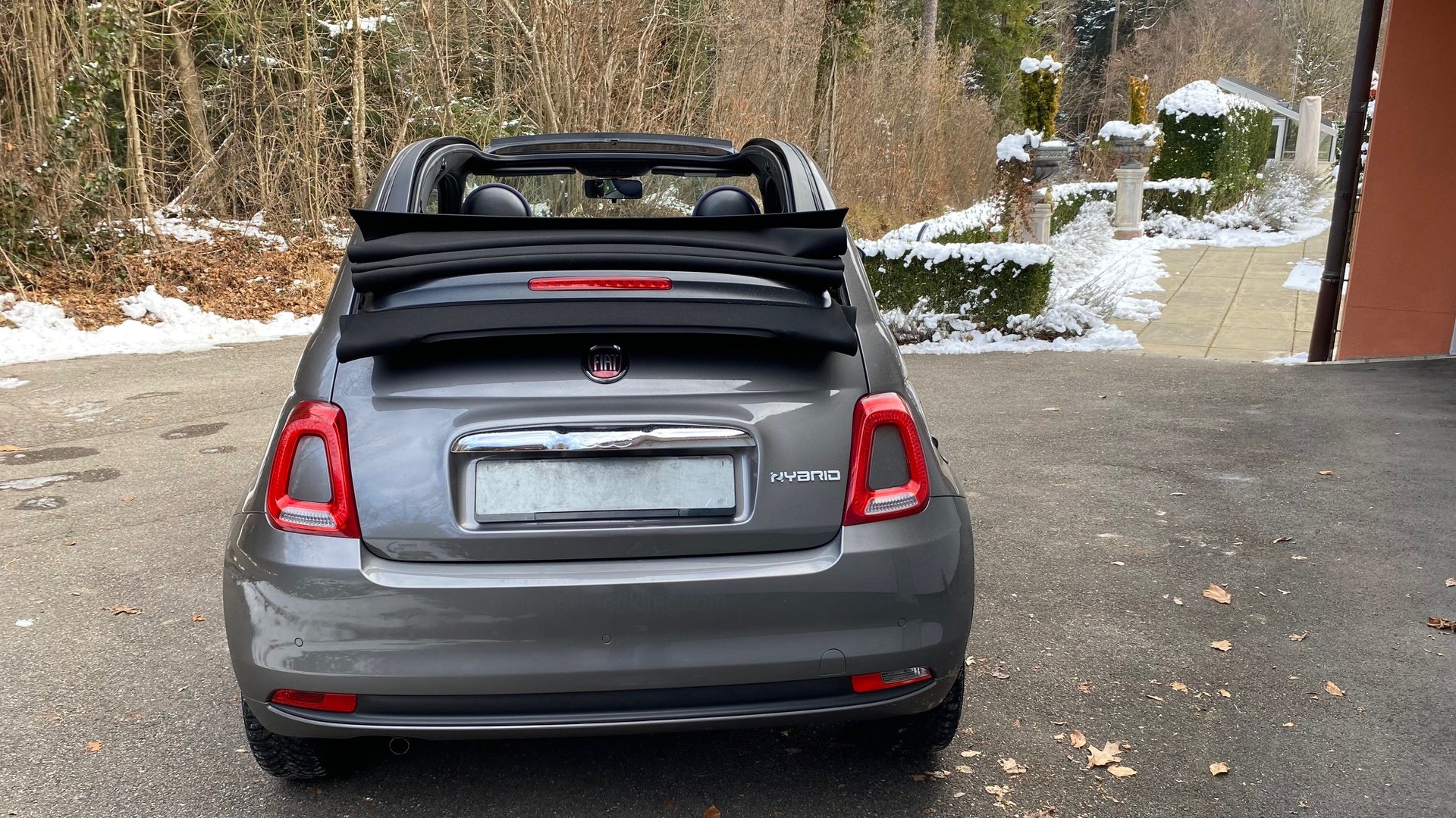 FIAT 500 Cabriolet Cult 1.0 Hybrid-image-6