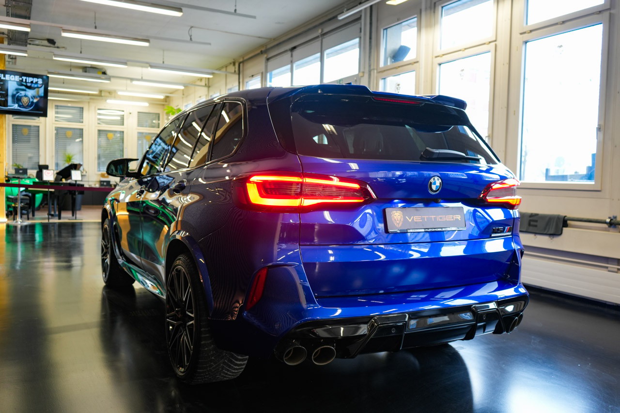 BMW X5M Competition Steptronic Competition-showroom-element-3