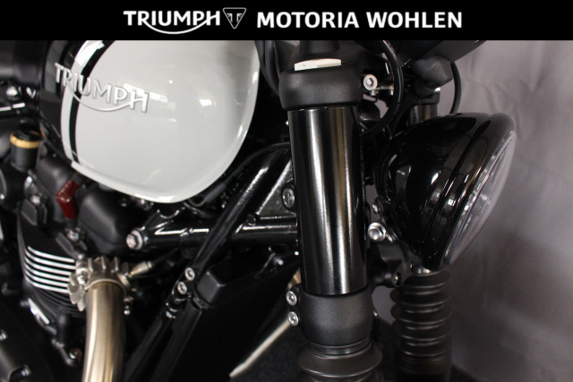 TRIUMPH Bonneville 1200 Bobber-image-13