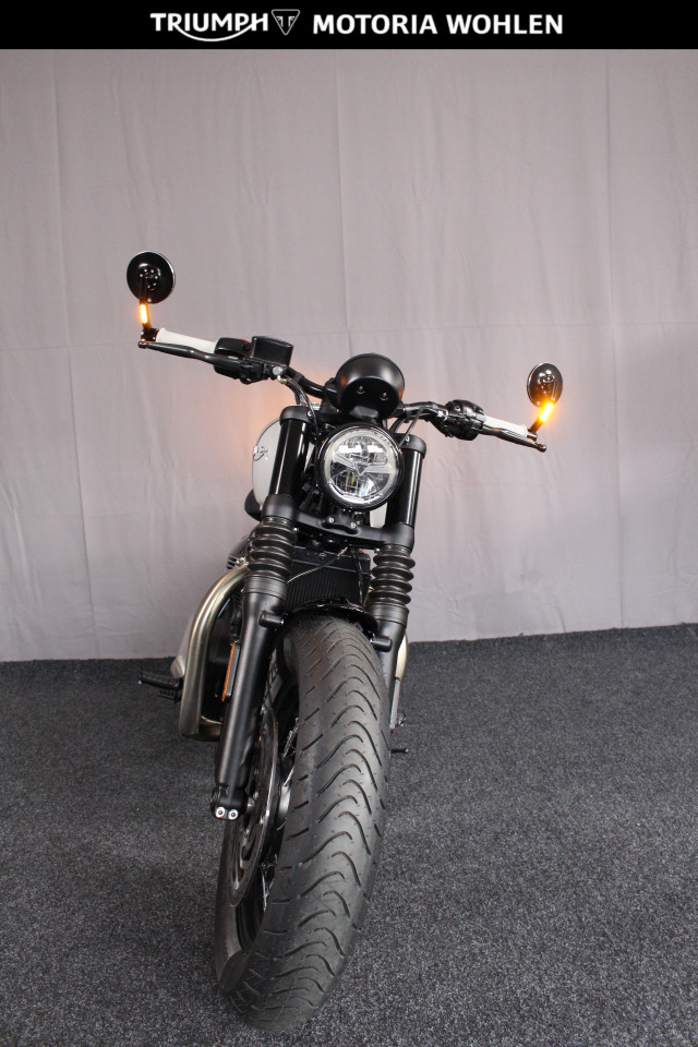 TRIUMPH Bonneville 1200 Bobber-image-11