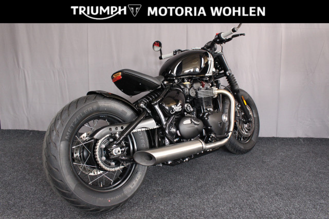 TRIUMPH Bonneville 1200 Bobber-image-4